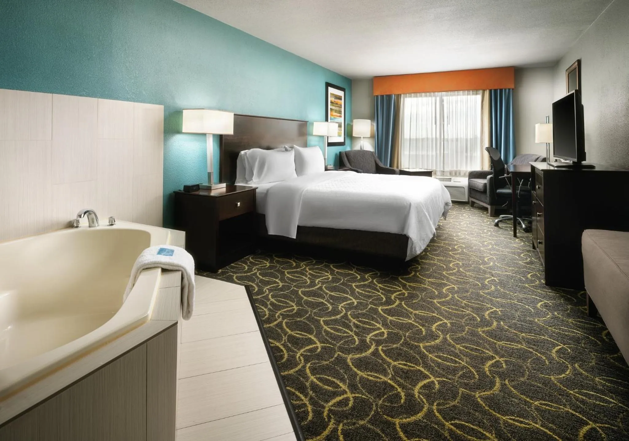 Bedroom, Bed in Holiday Inn Express Hotel and Suites DFW-Grapevine by IHG