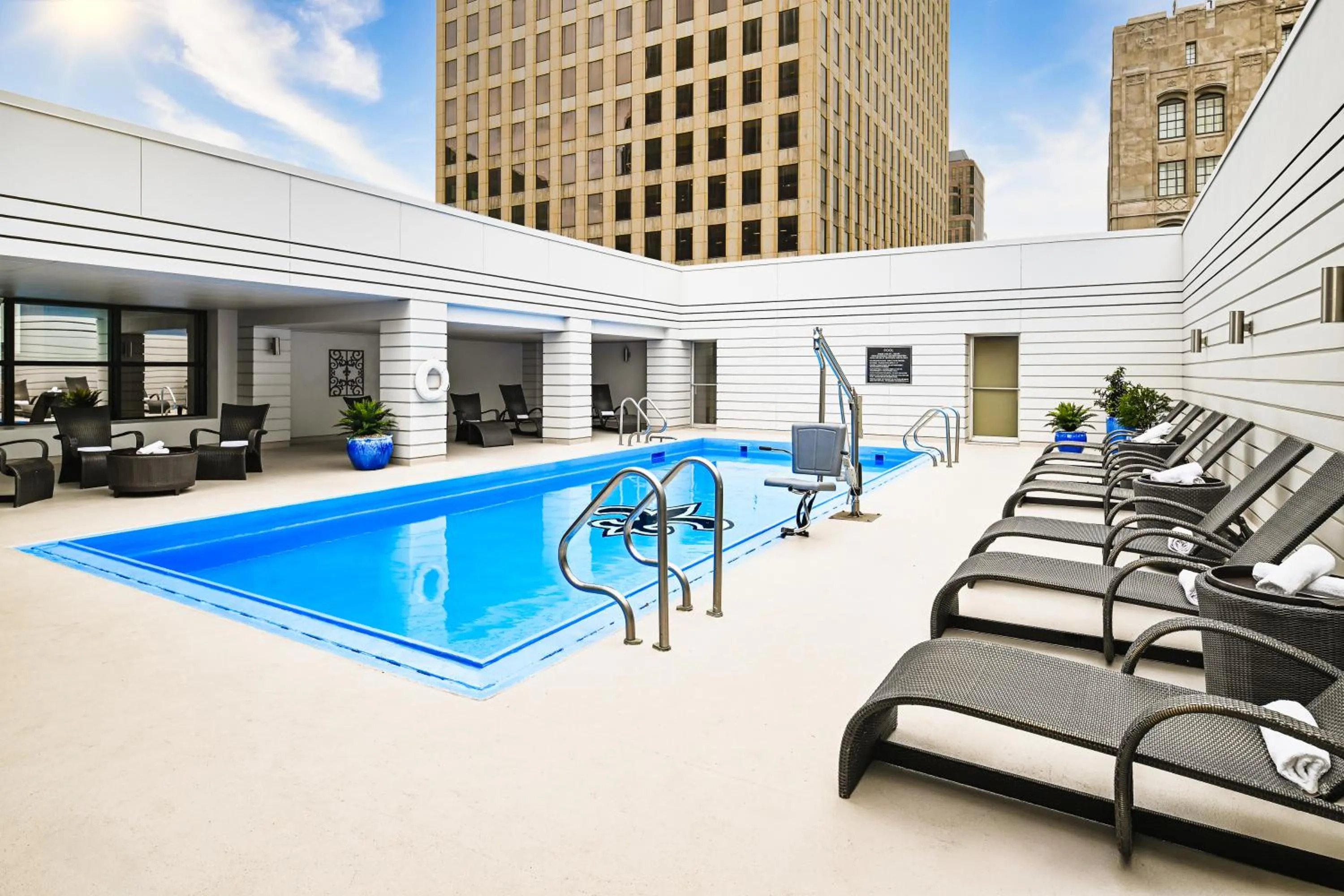 Swimming pool in InterContinental New Orleans by IHG