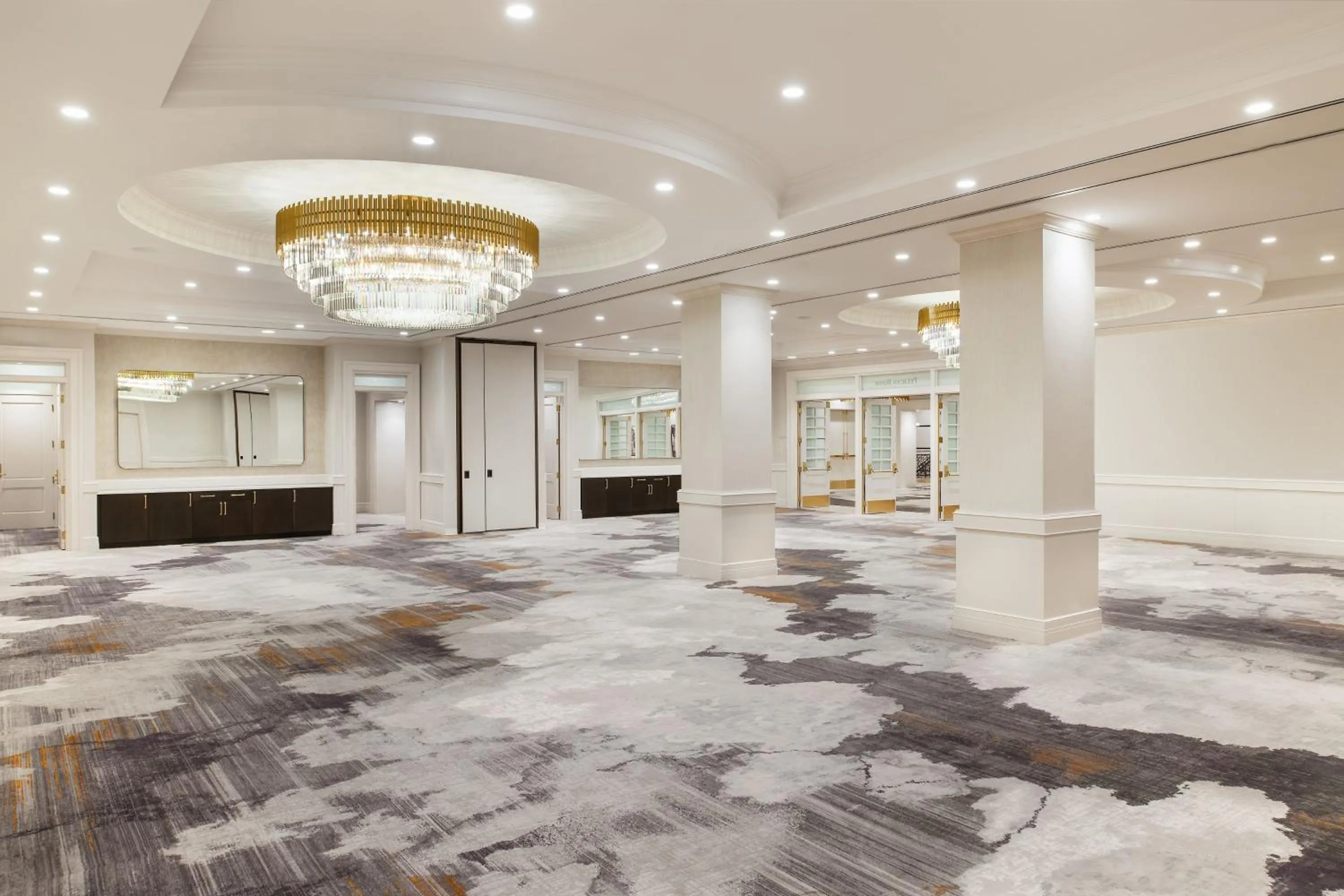 Meeting/conference room in InterContinental New Orleans by IHG