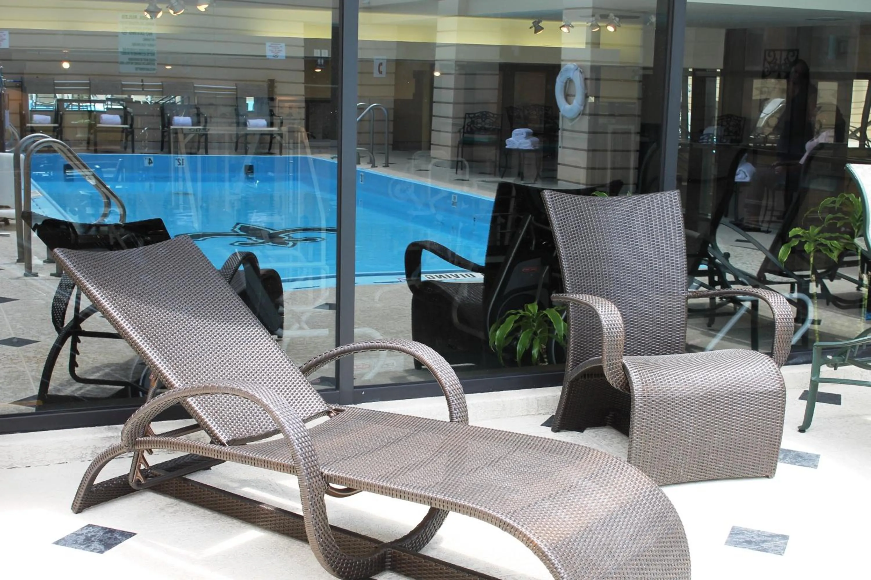 Swimming pool in InterContinental New Orleans by IHG