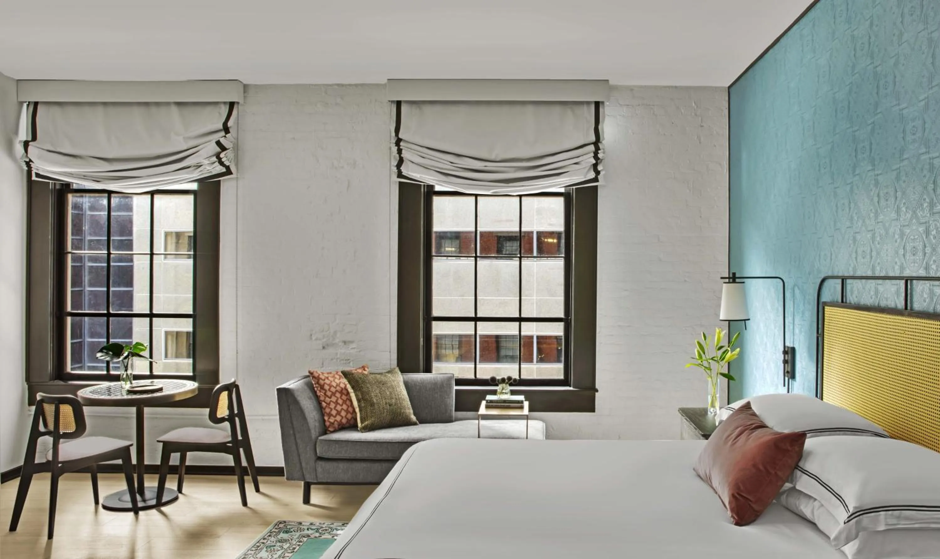 Photo of the whole room, Bed in Kimpton Hotel Fontenot by IHG