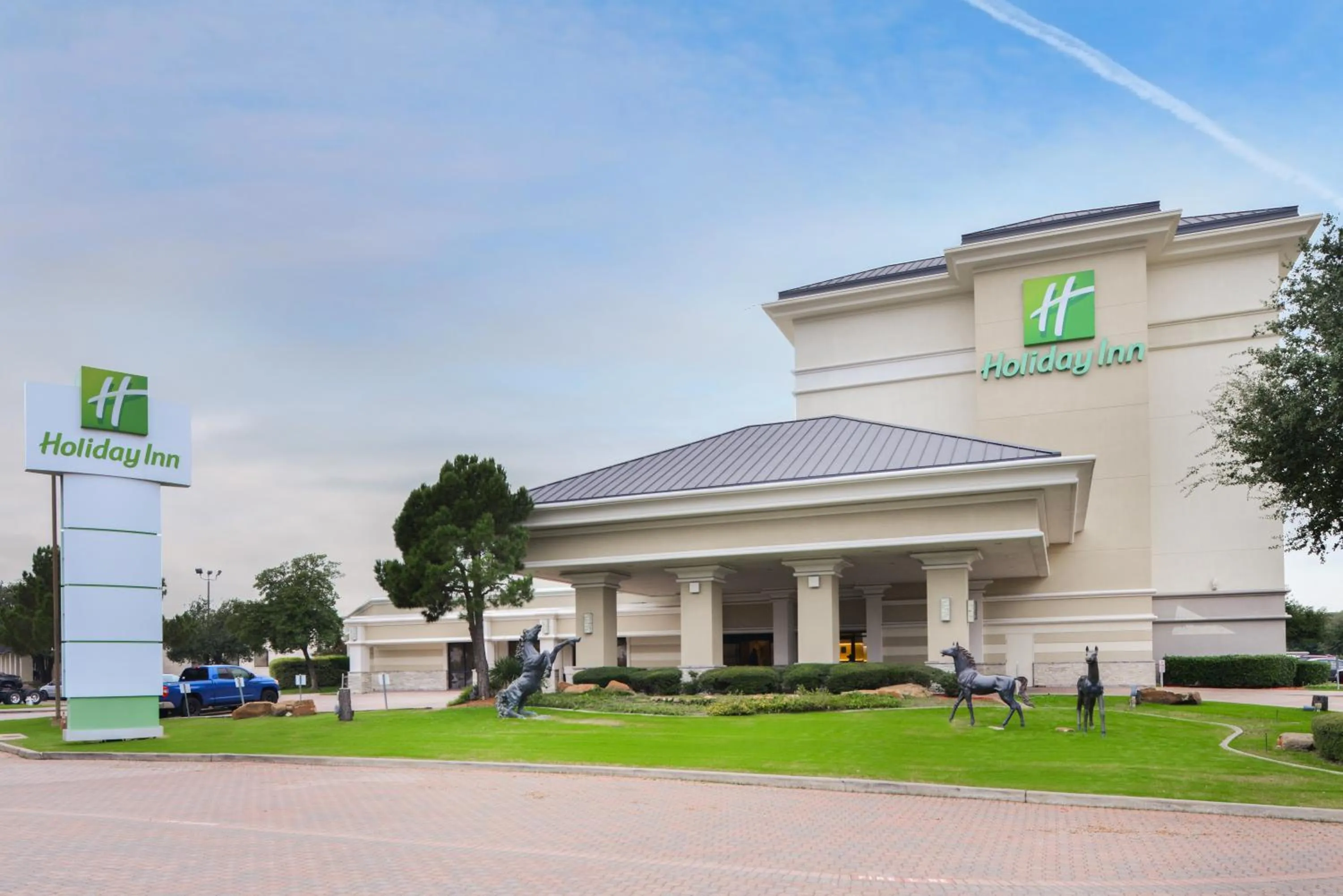 Property building in Holiday Inn Dallas-Richardson by IHG