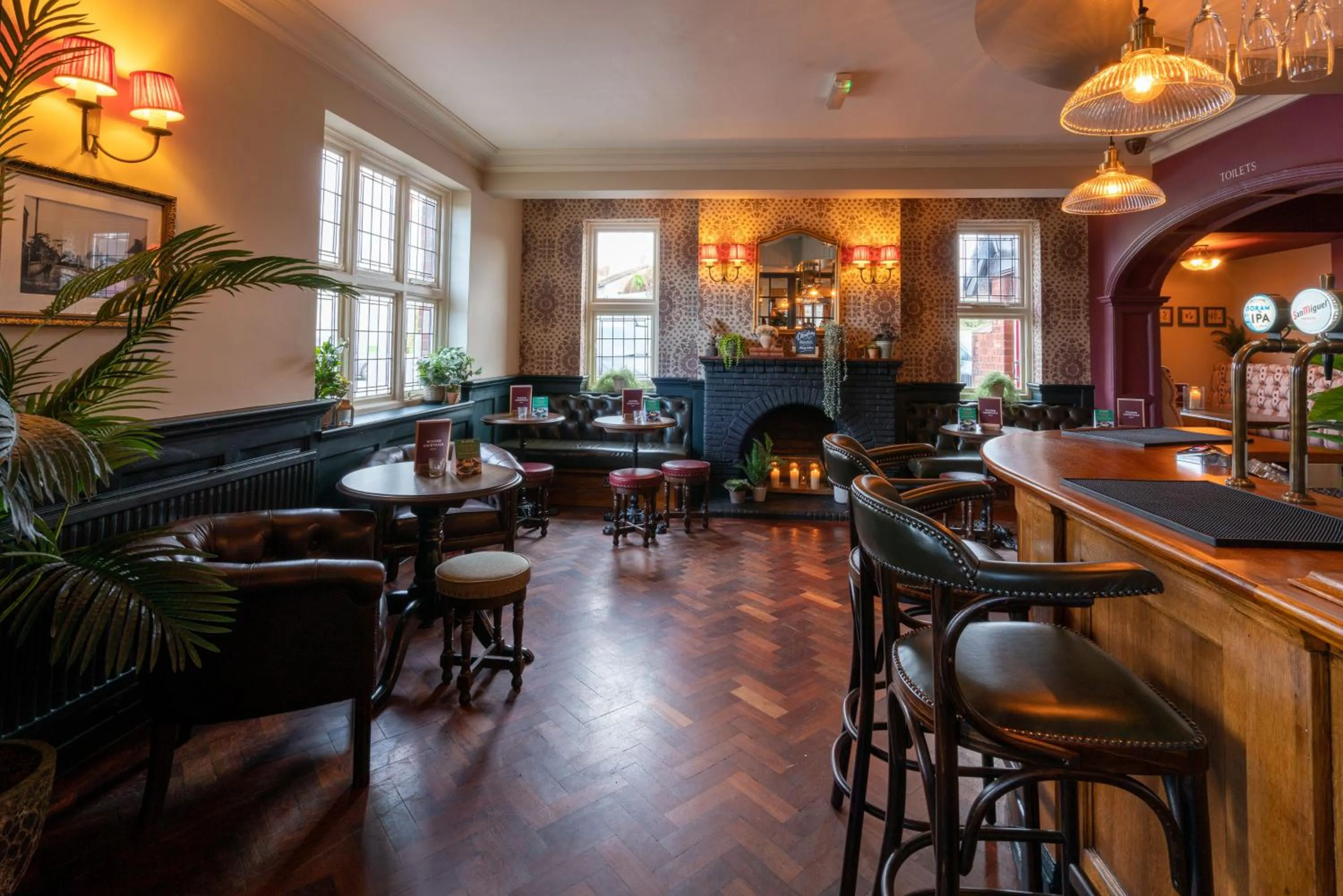 Lounge or bar in The Rising Sun