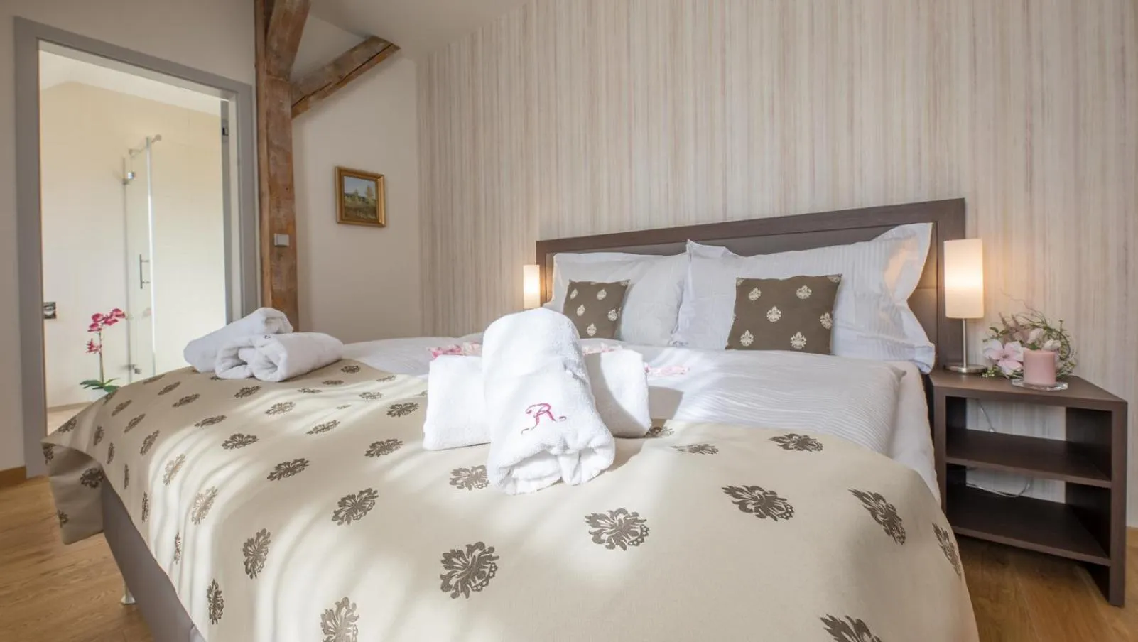 Bed in Wellness & Spa hotel Villa Regenhart