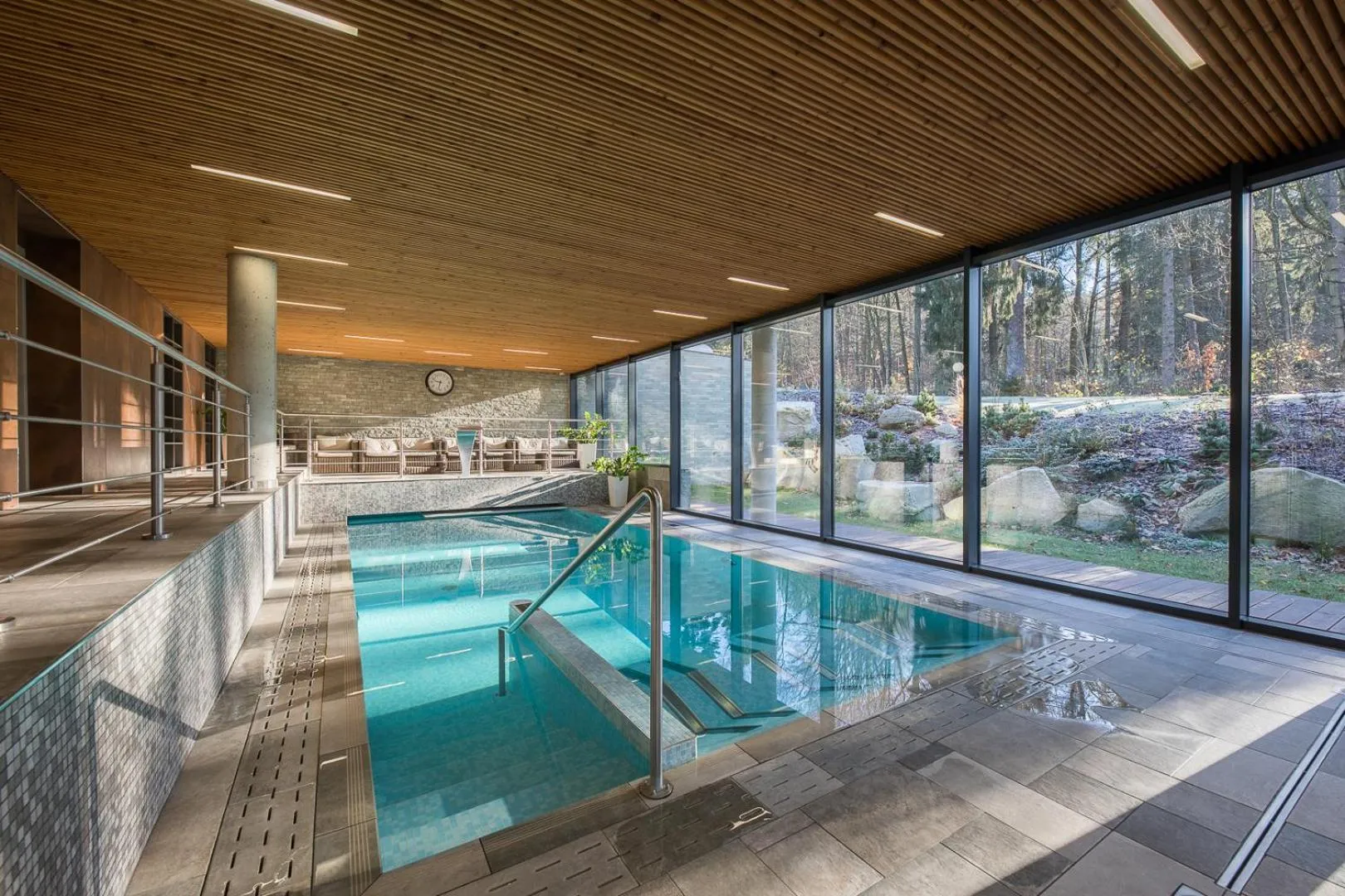Swimming pool in Wellness & Spa hotel Villa Regenhart