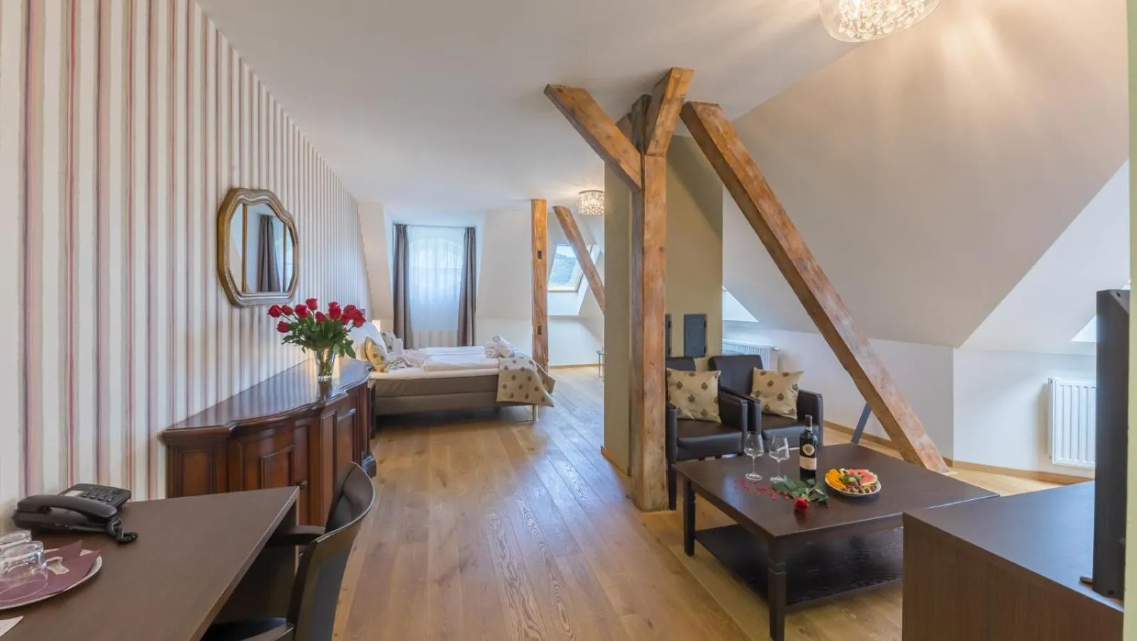 Seating area, Bed in Wellness & Spa hotel Villa Regenhart