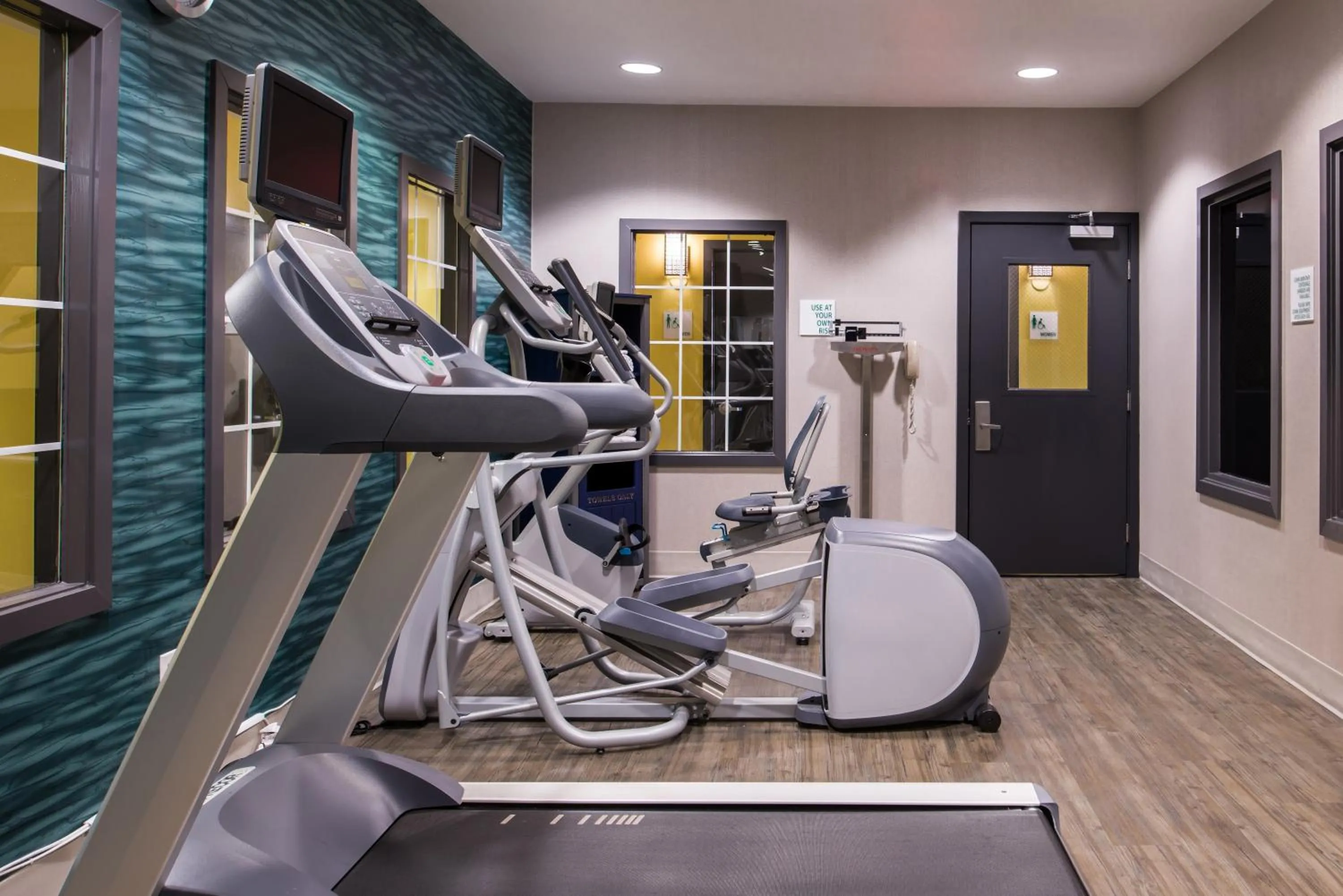 Spa and wellness centre/facilities in Holiday Inn and Suites Addison by IHG
