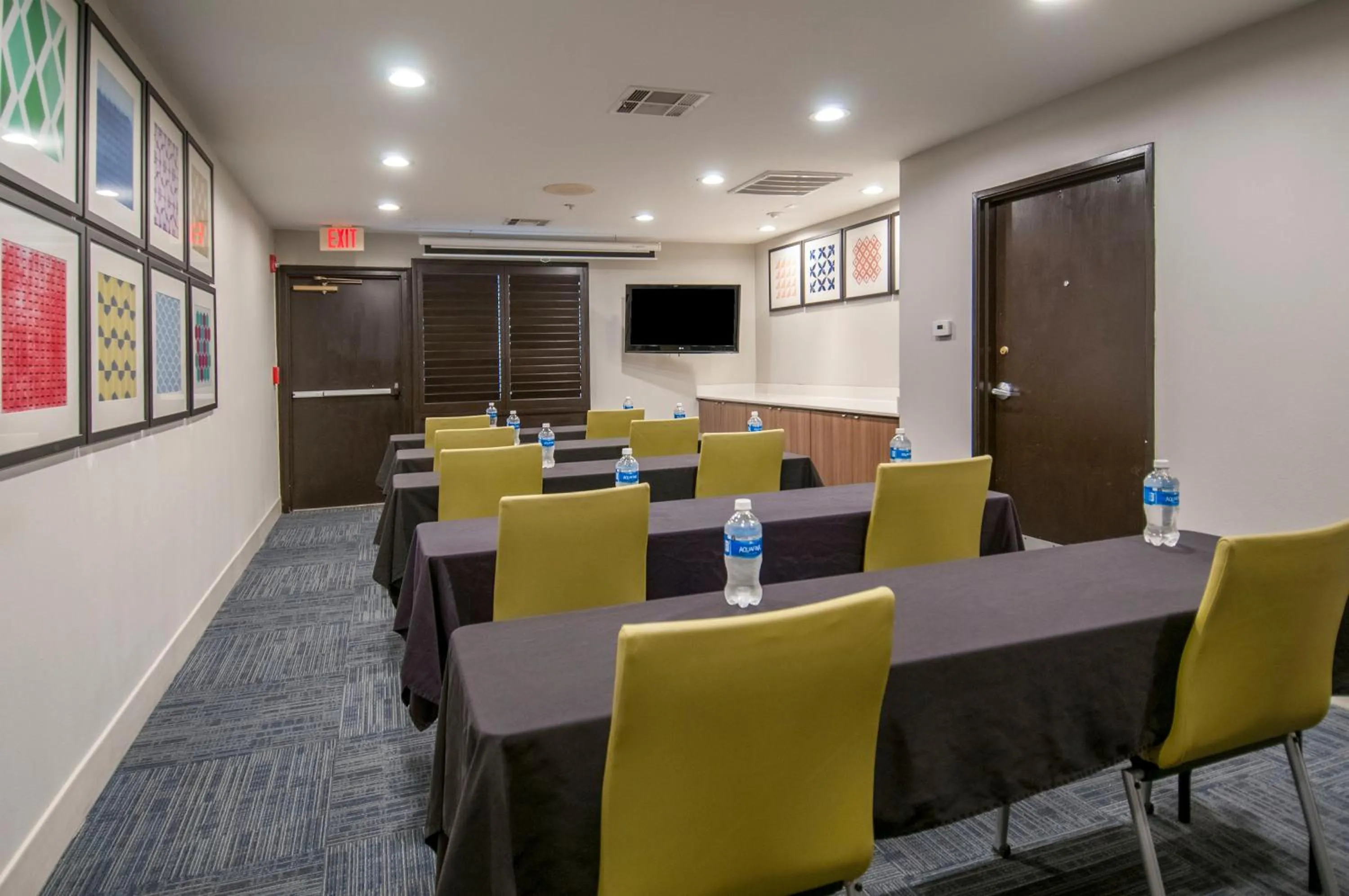 Meeting/conference room in Holiday Inn Express Hotel & Suites Plano West - Frisco by IHG