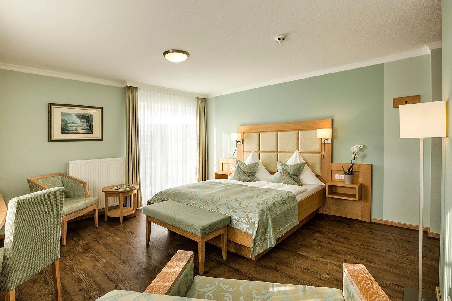 Photo of the whole room, Bed in Hotel Neuwarft