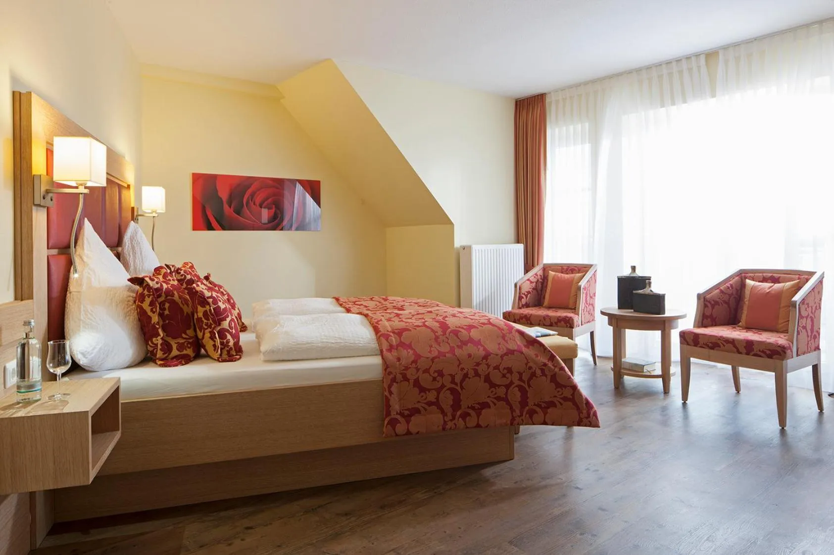 Photo of the whole room, Bed in Hotel Neuwarft