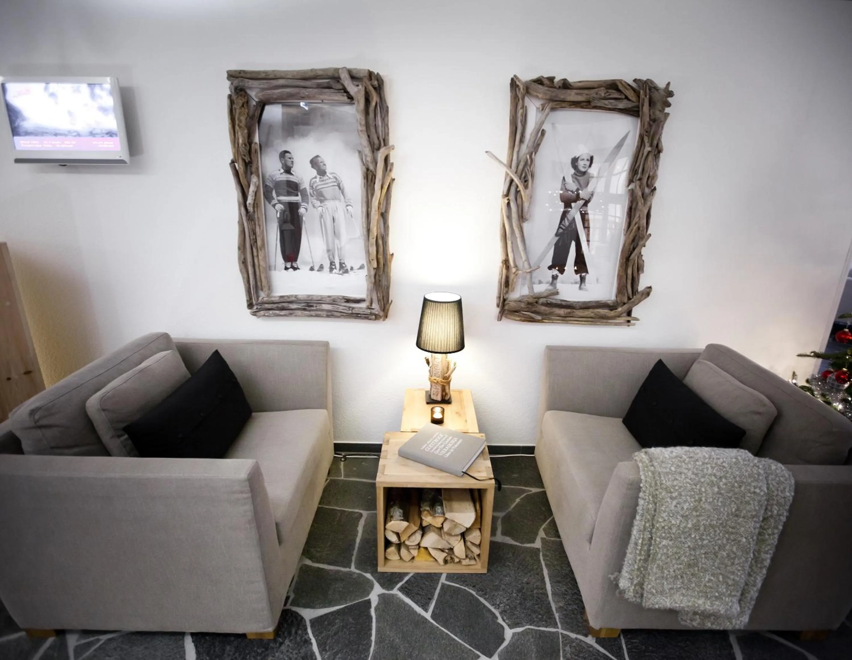 Lobby or reception in SPANNORT family home with common kitchen and self check-in