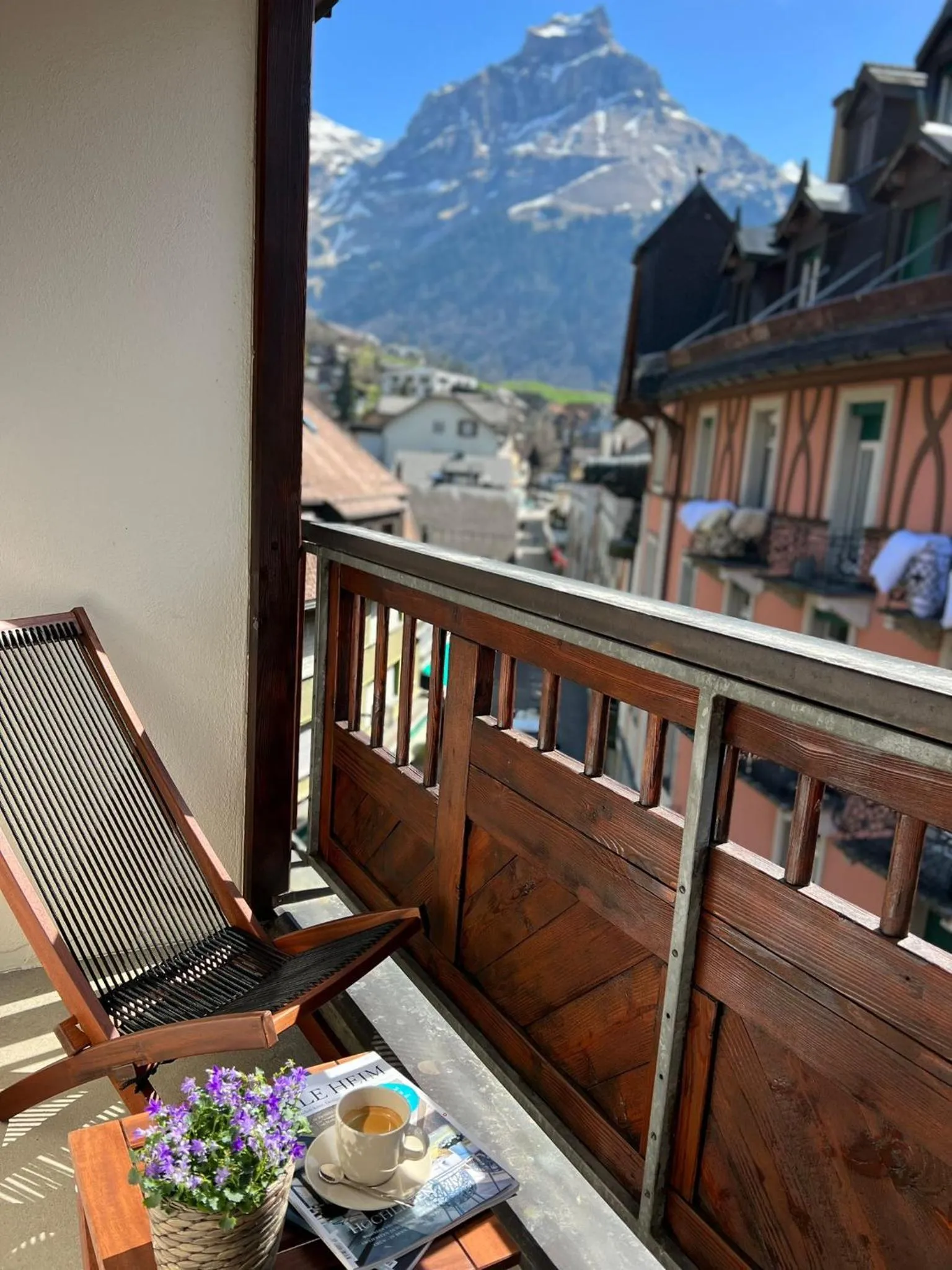 Balcony/Terrace in SPANNORT family home with common kitchen and self check-in