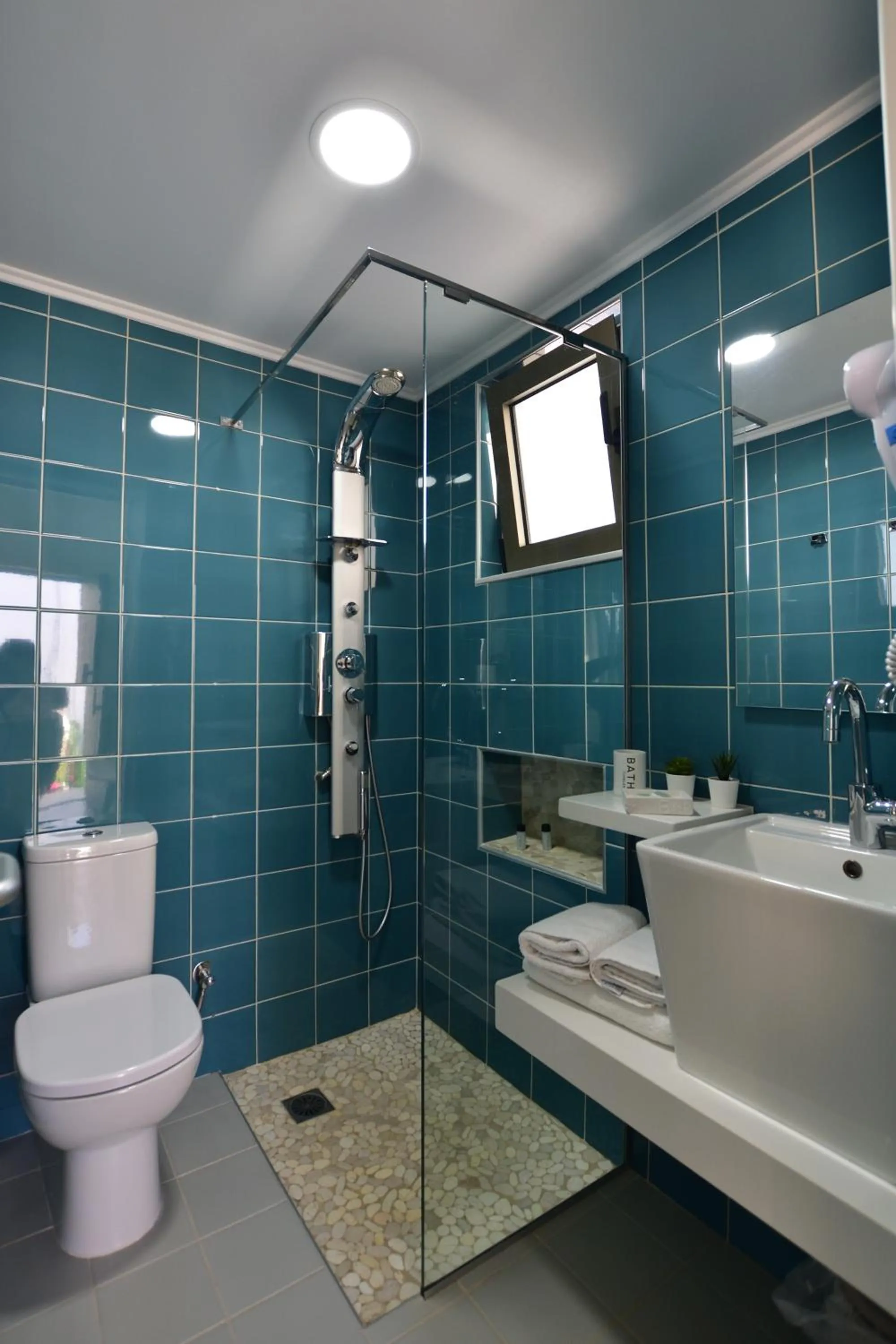 Bathroom in Blue Horizon