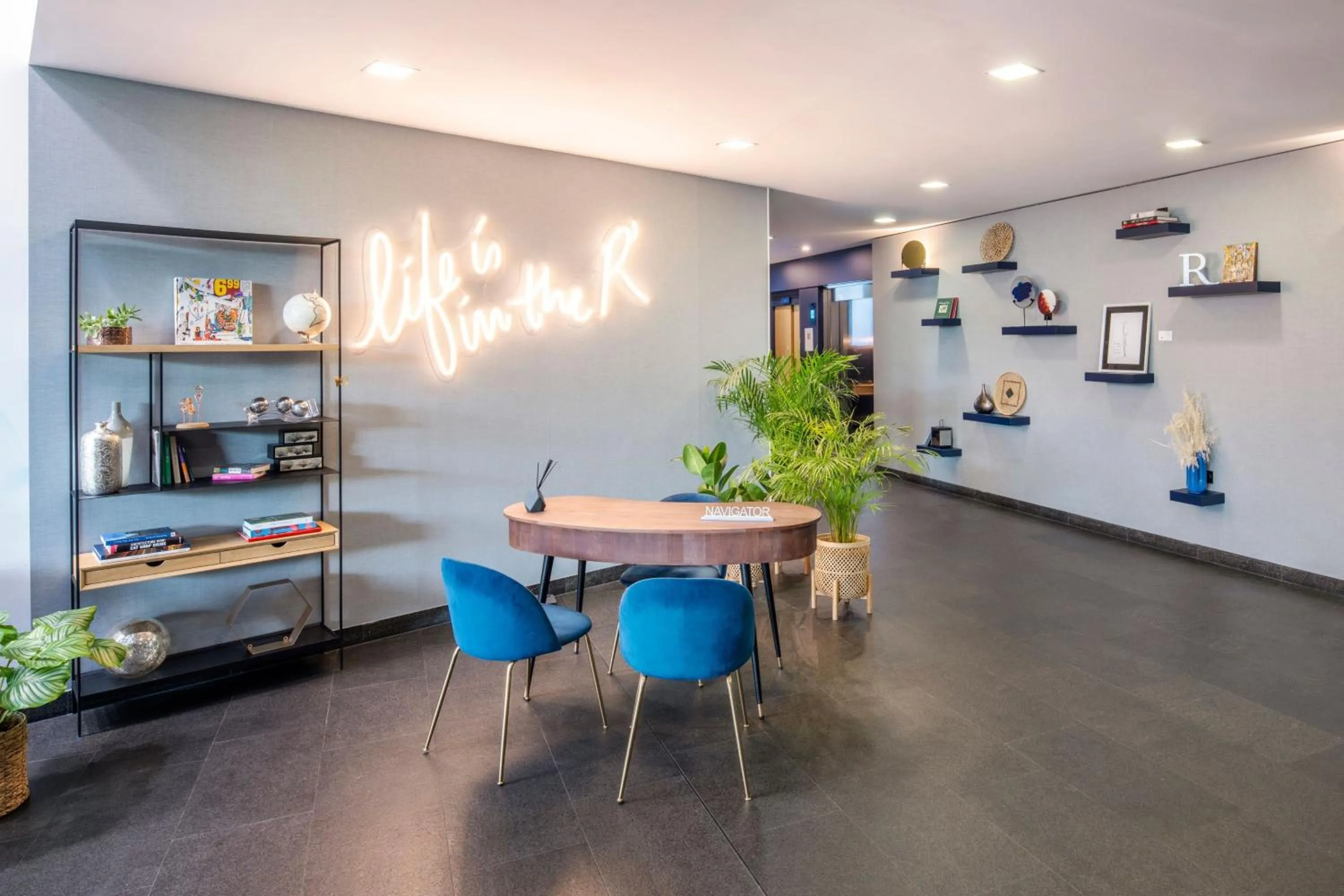 Other in Renaissance Paris Arc de Triomphe Hotel