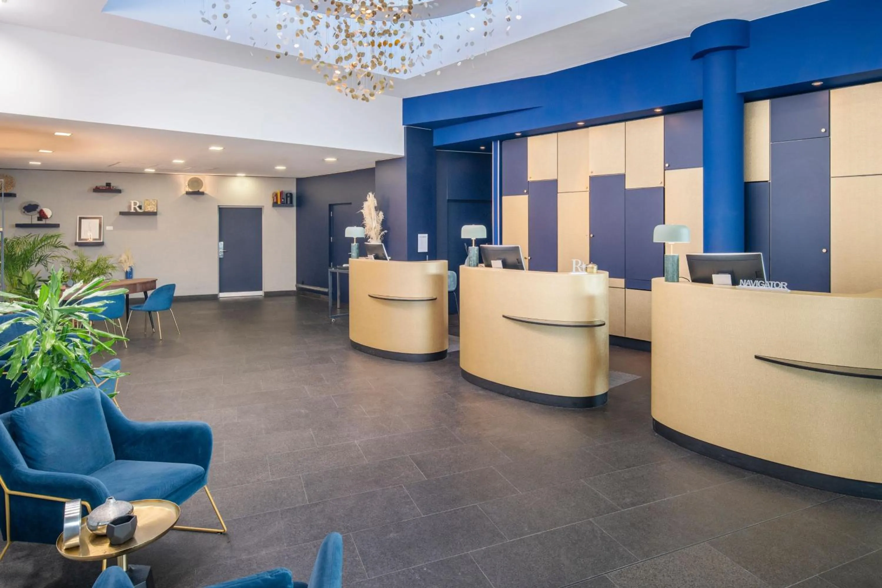 Lobby or reception in Renaissance Paris Arc de Triomphe Hotel