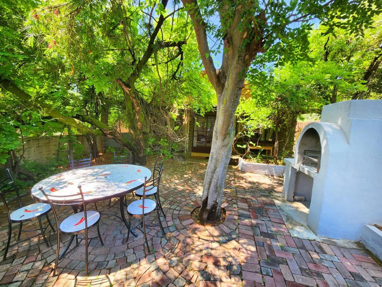 Property building in Pine Valley