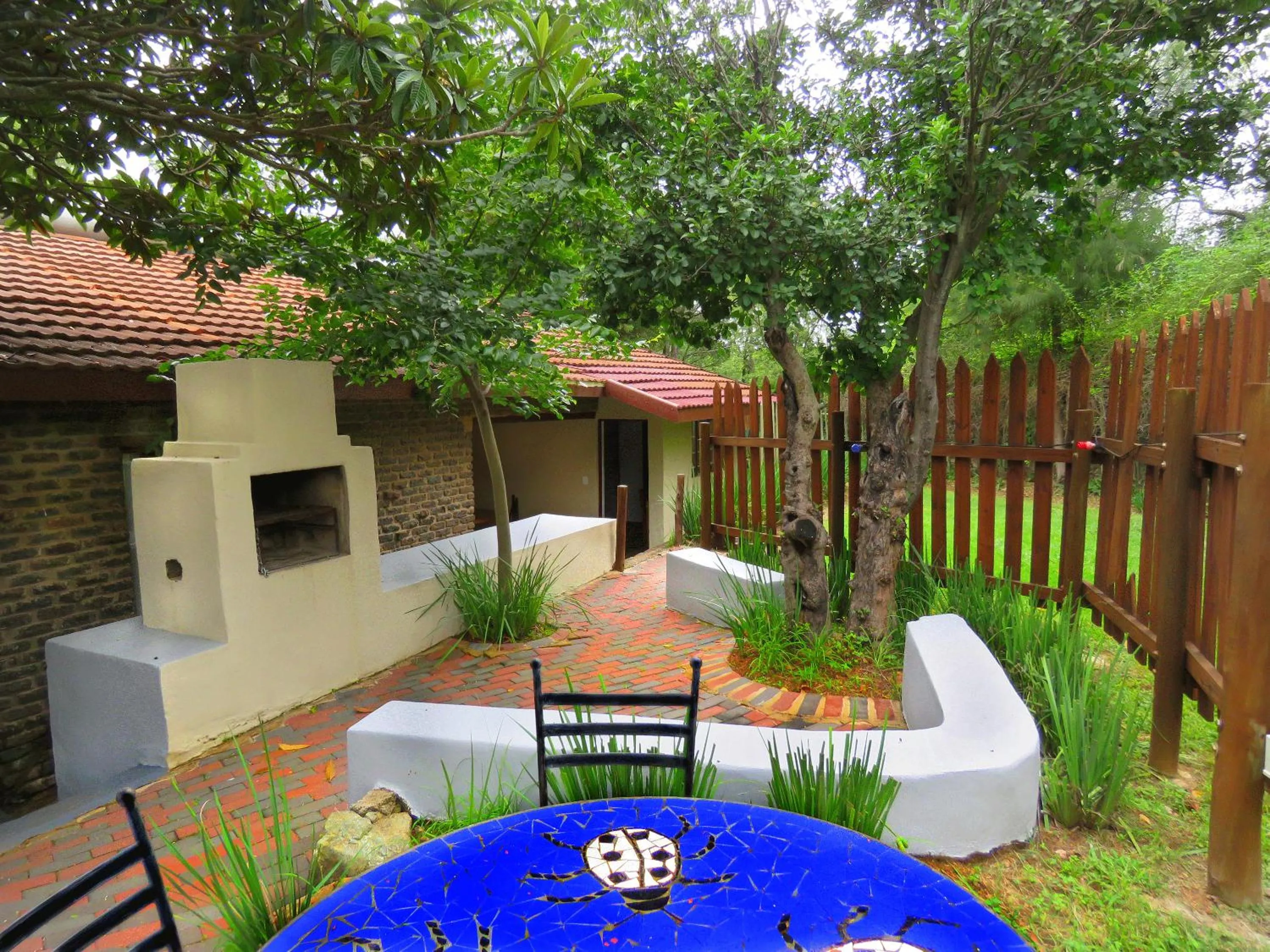 BBQ facilities in Pine Valley