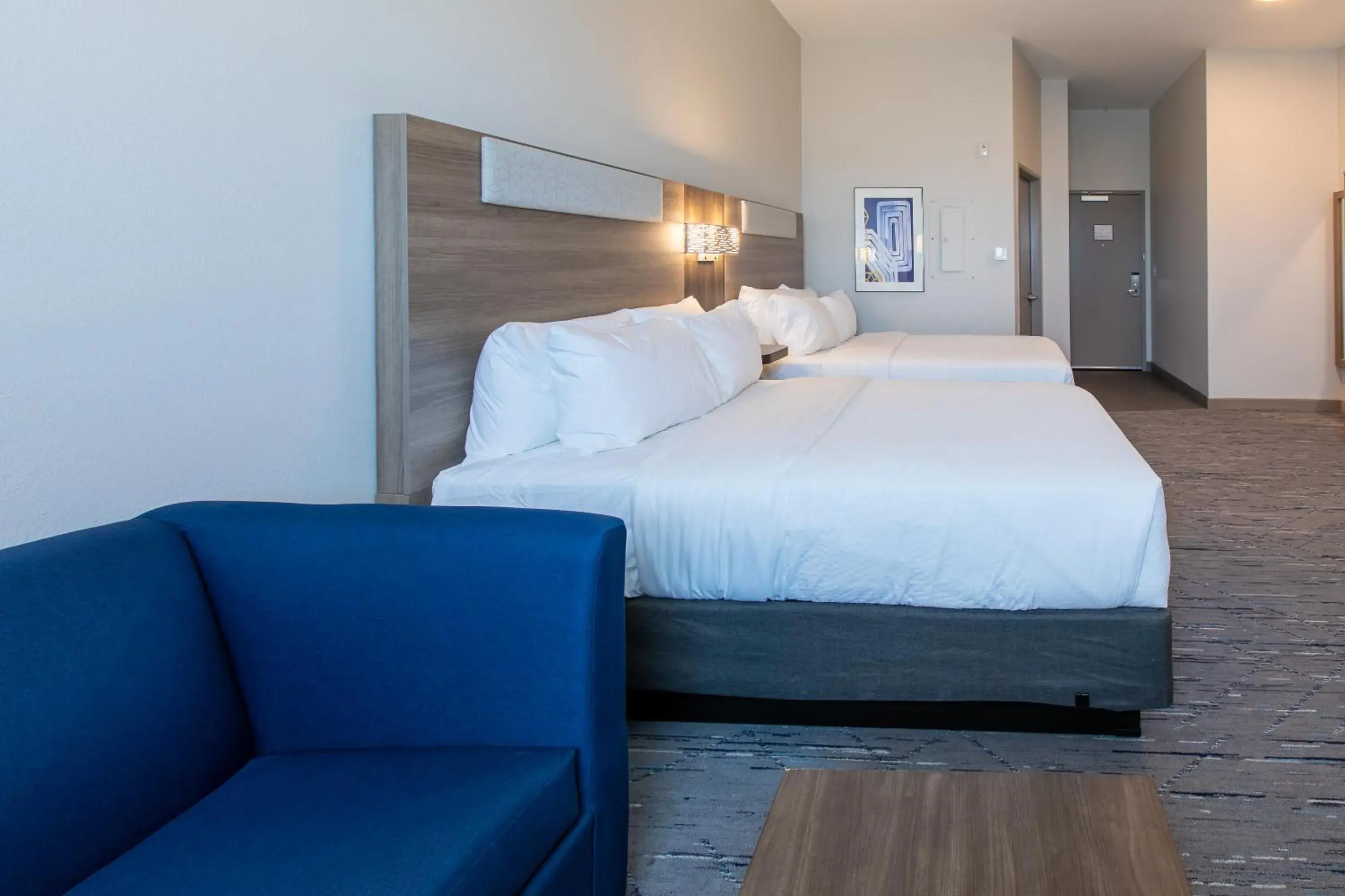 Queen Suite with Two Queen Beds in Holiday Inn Express & Suites Englewood - Denver South by IHG Queen Suite with Two Queen Beds in Holiday Inn Express & Suites Englewood - Denver South by IHG