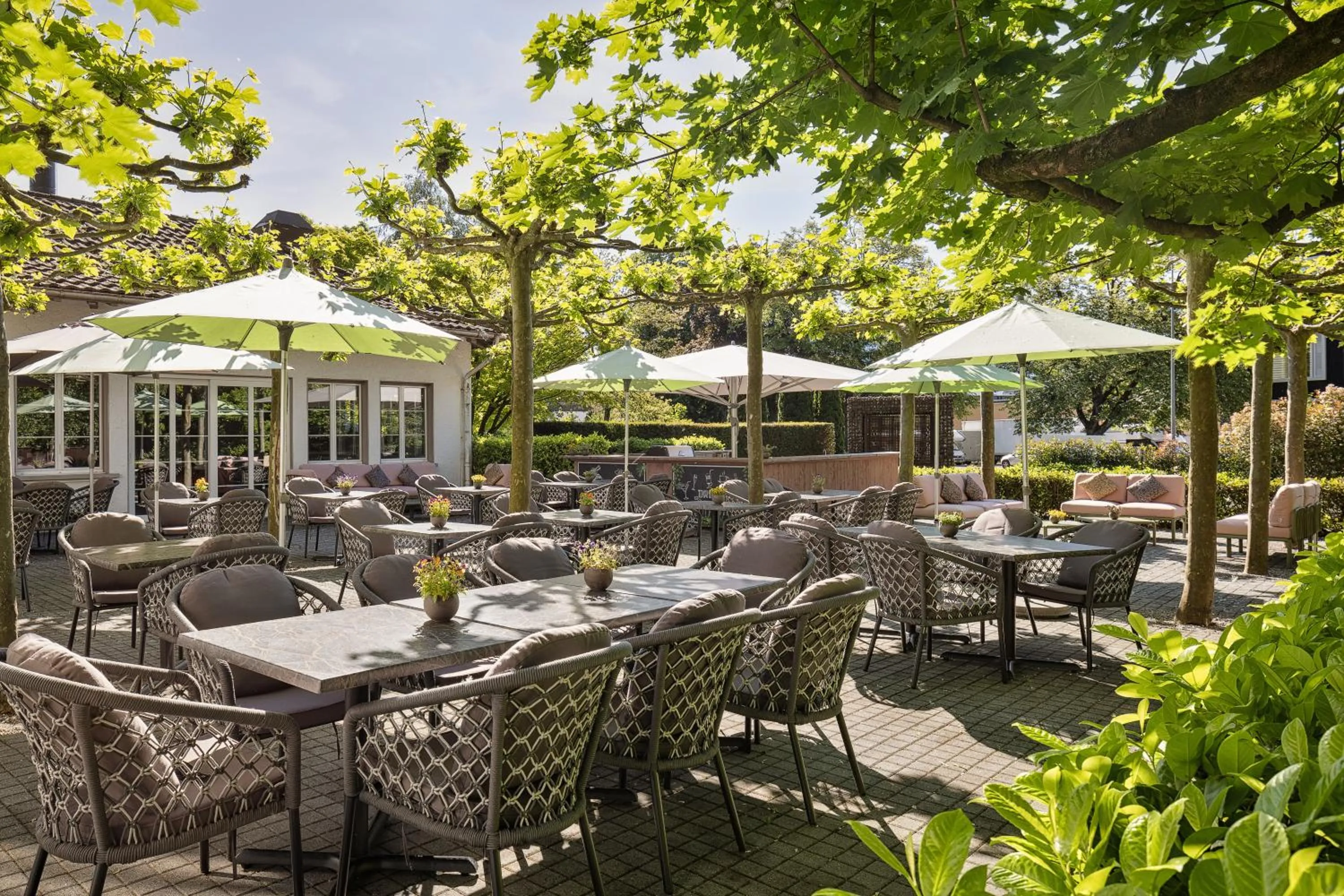 Restaurant/places to eat in b-smart hotel Widnau