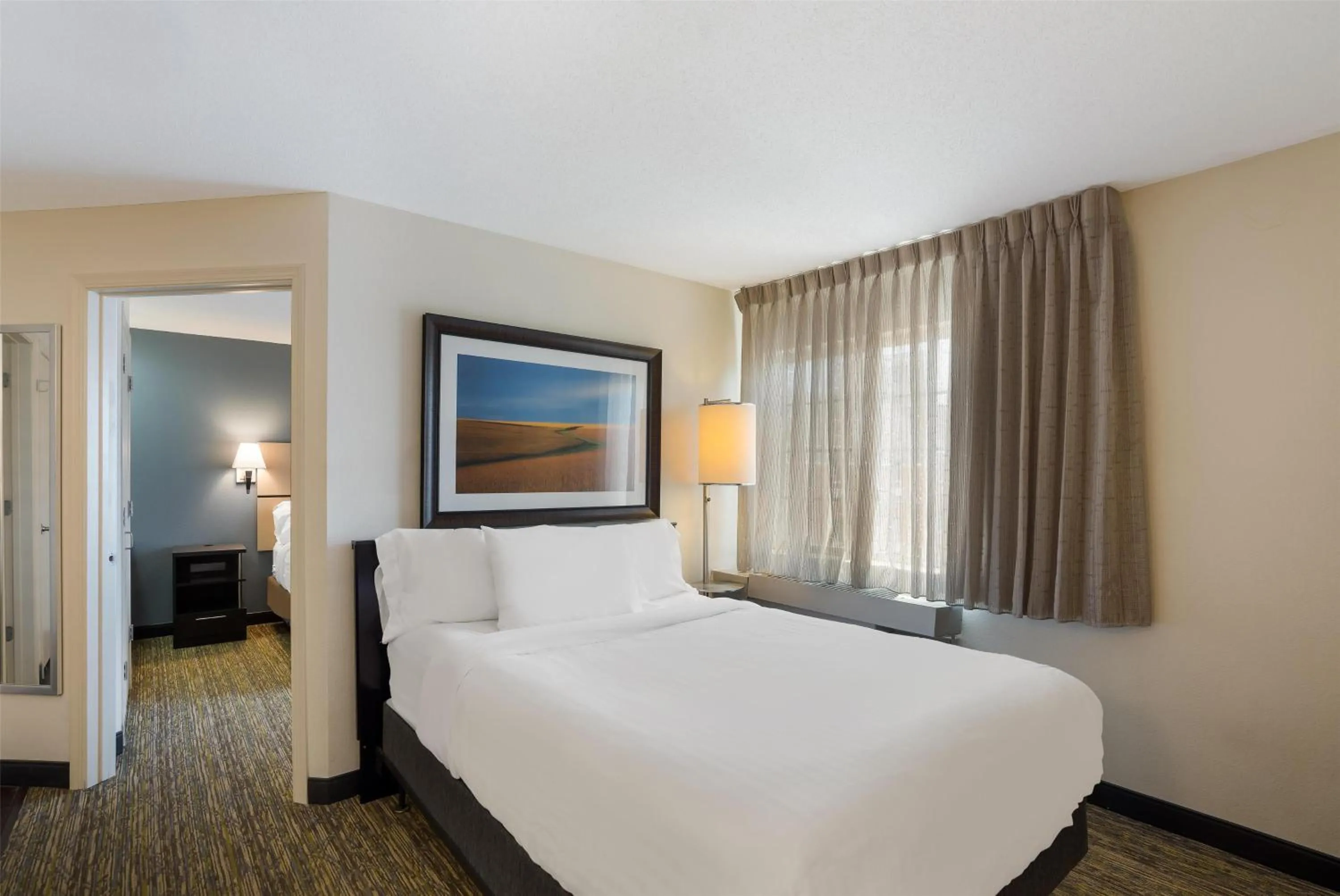 Suite Two Doubles in Sonesta Simply Suites Arlington