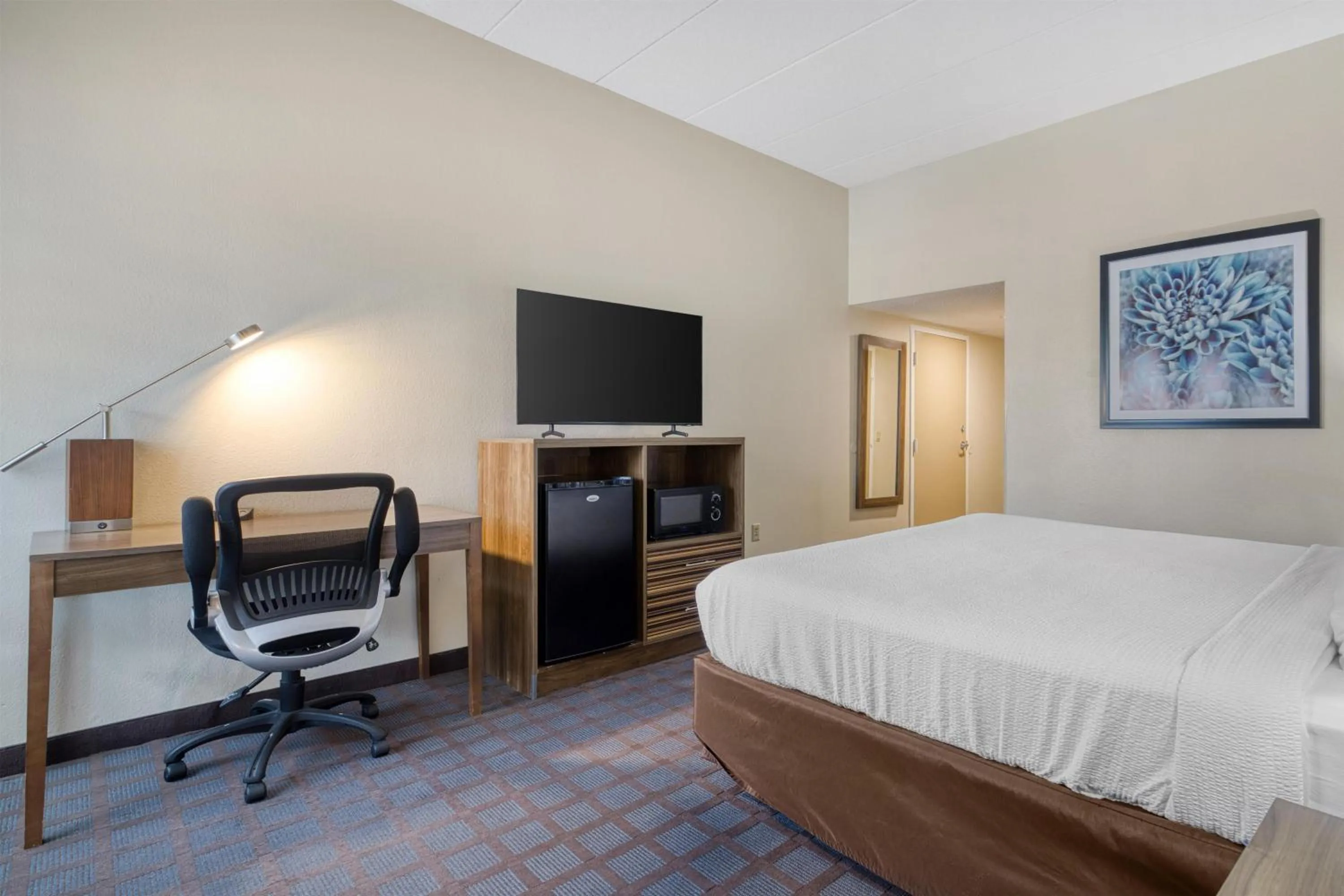 Bedroom, Bed in Best Western Fishers Indianapolis Area