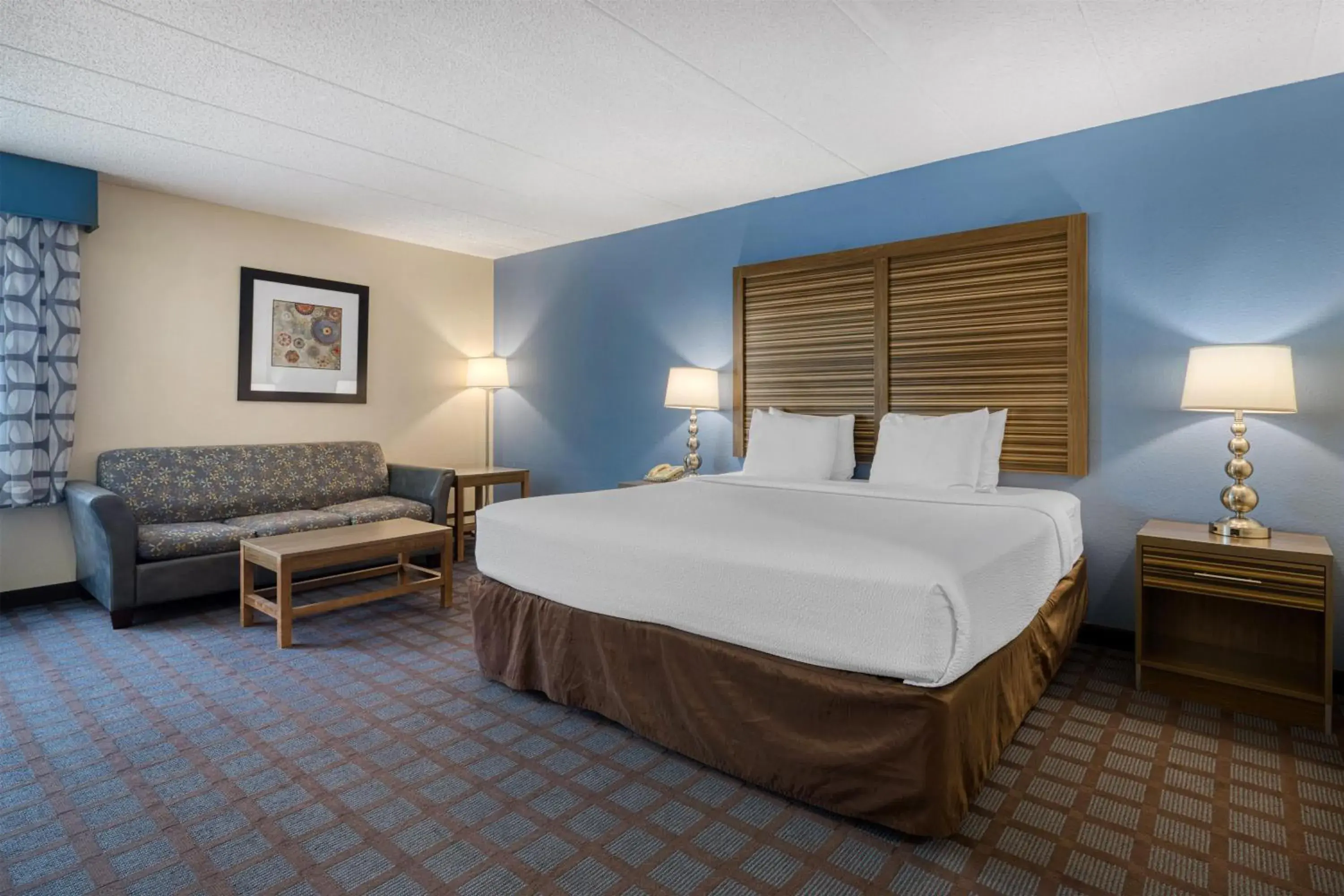 Large King Room in Best Western Fishers Indianapolis Area Large King Room in Best Western Fishers Indianapolis Area