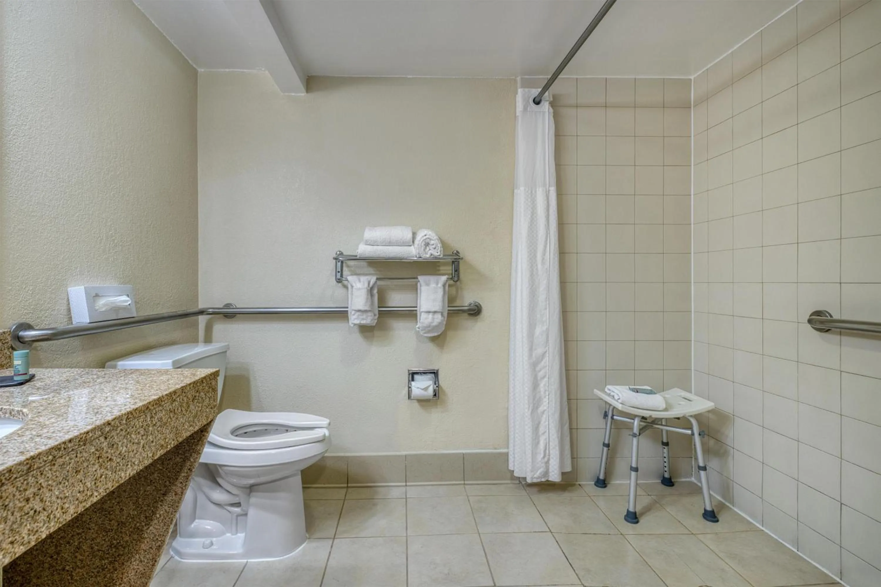 Bathroom in Best Western Fishers Indianapolis Area