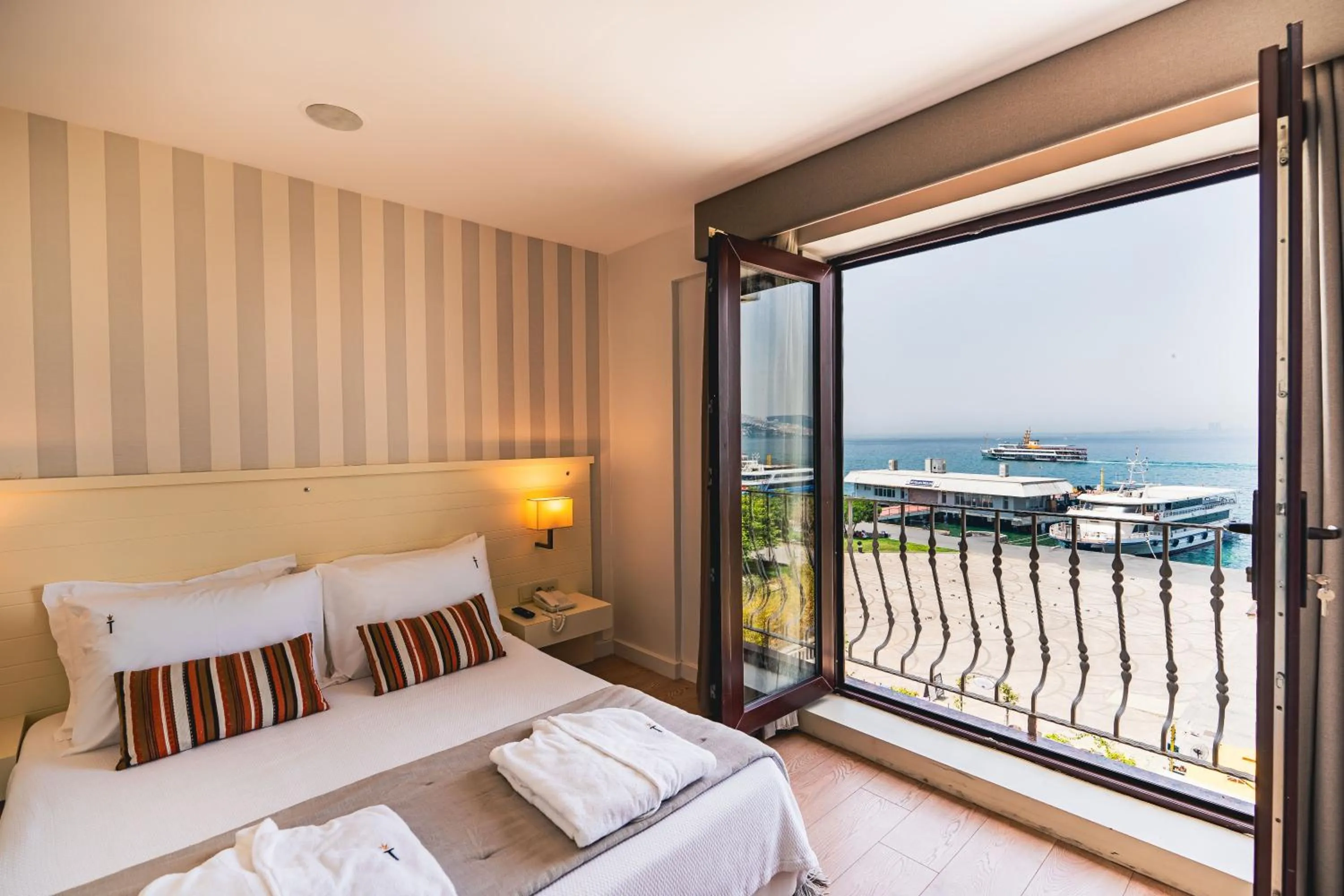 Sea view, Bed in Tiara Buyukada