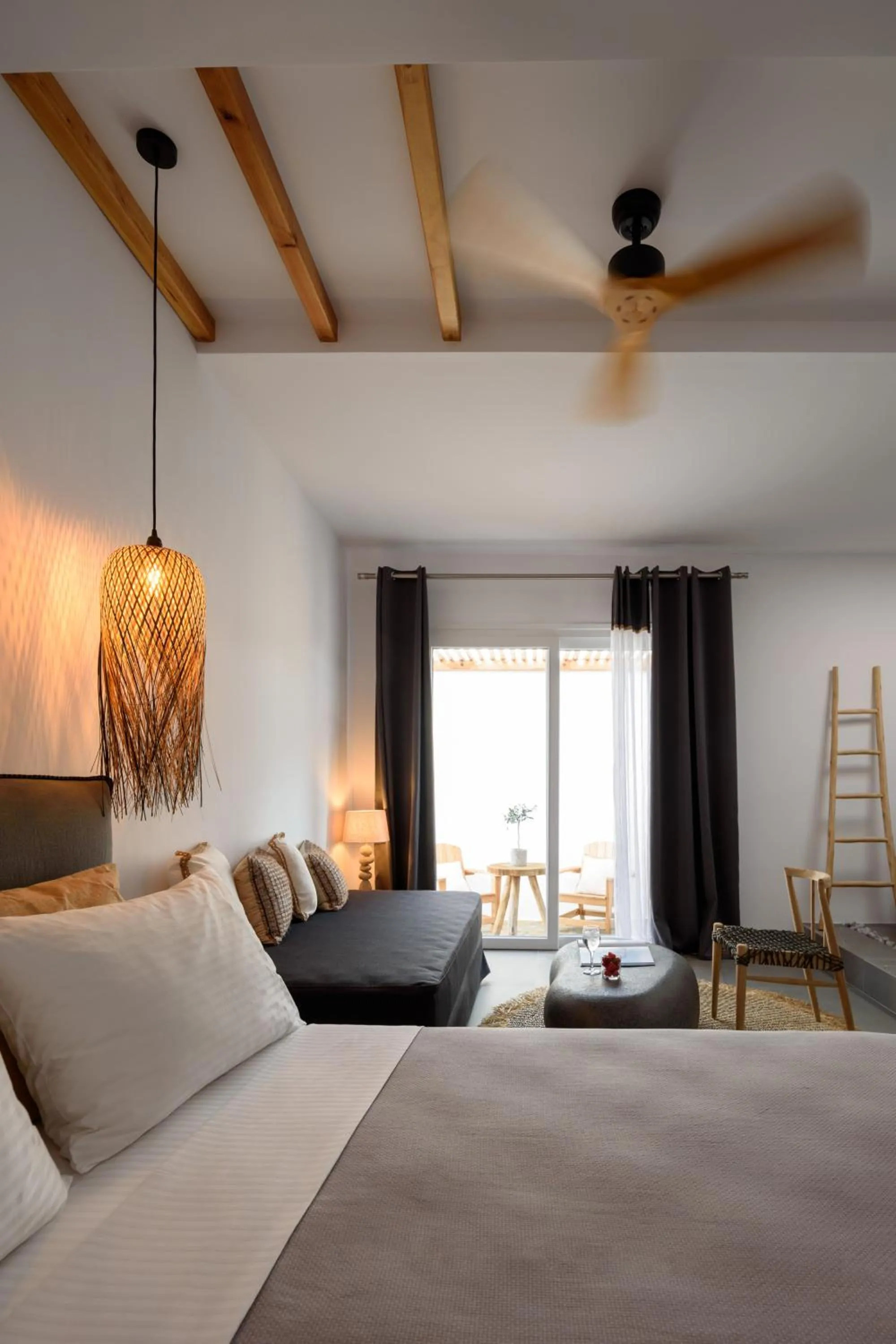 Photo of the whole room, Bed in Olive Mykonos Villas