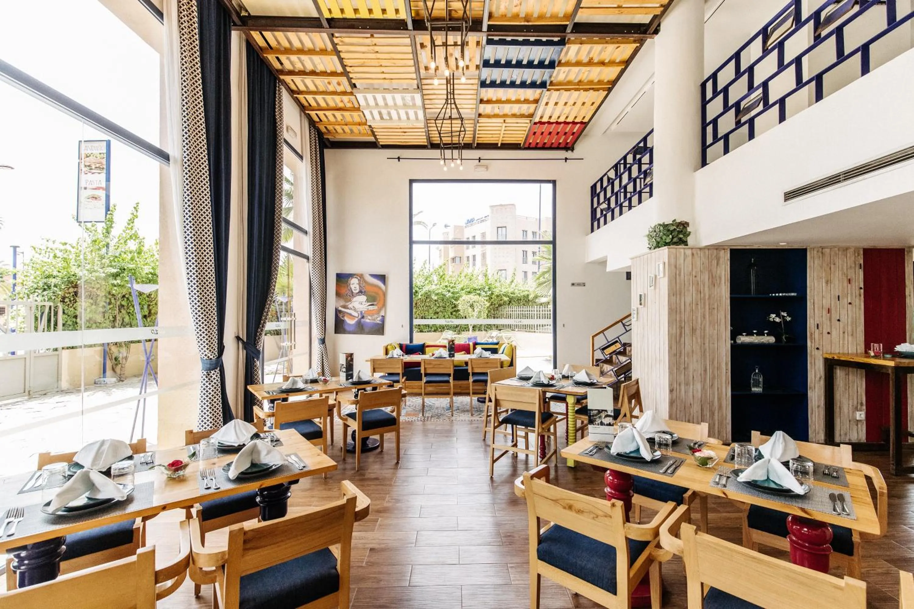 Restaurant/places to eat in Wazo Hotel