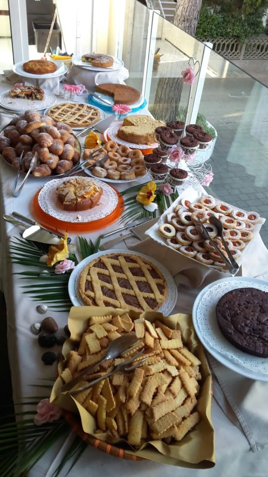 Breakfast in Hotel Caribia Pinarella