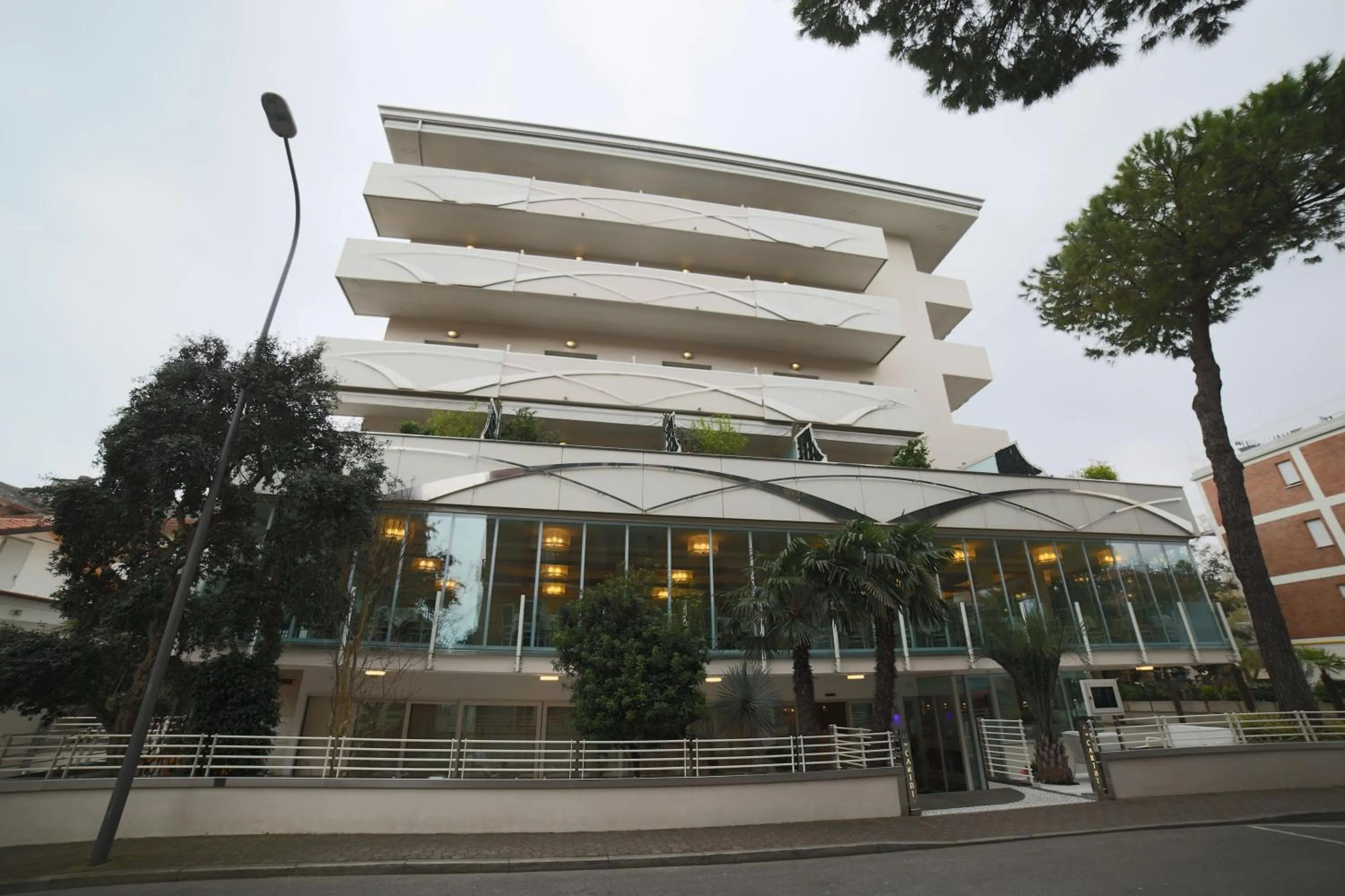 Facade/entrance in Hotel Caribia Pinarella