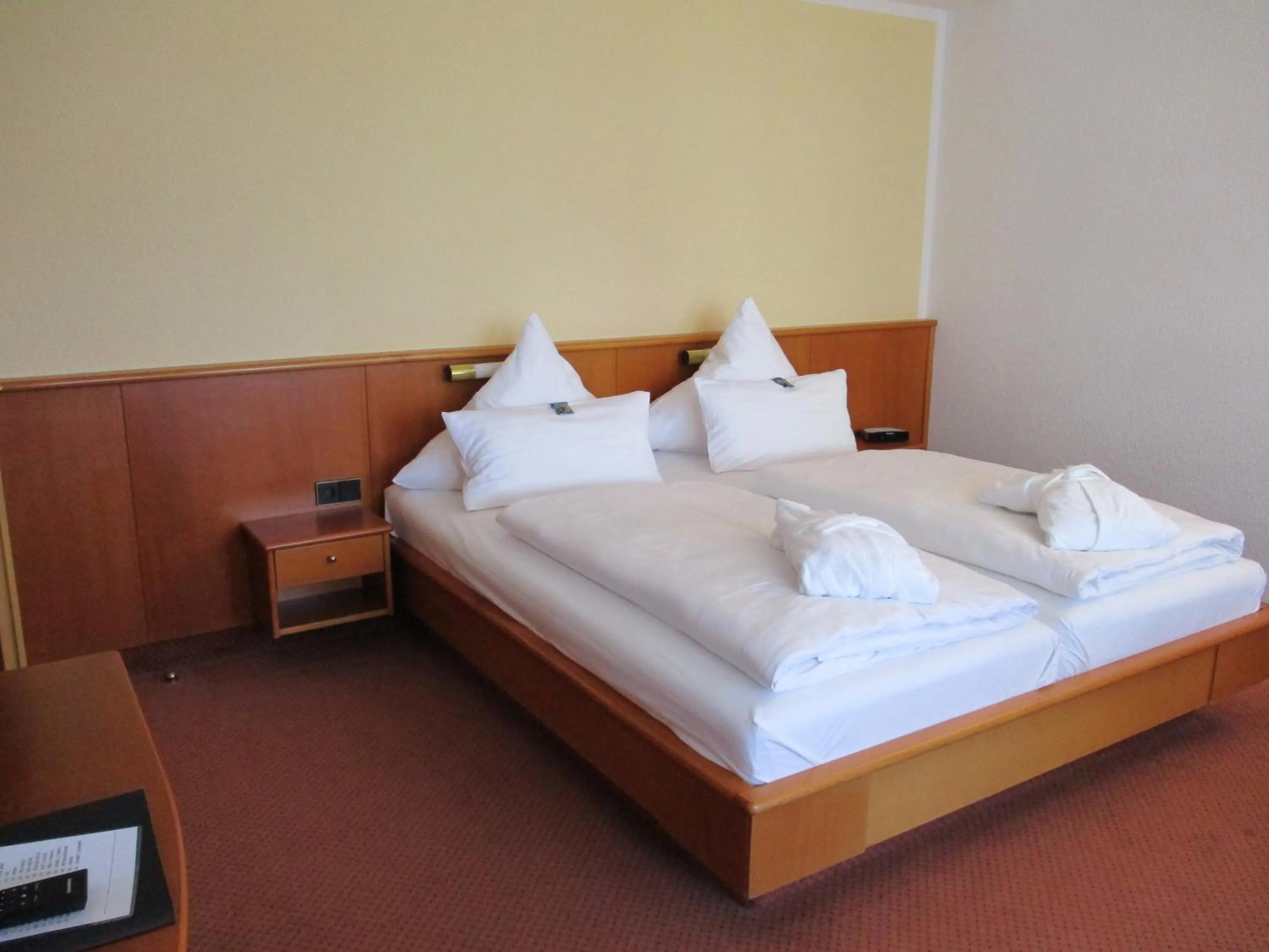 Bed in Vitalhotel Weisse Elster