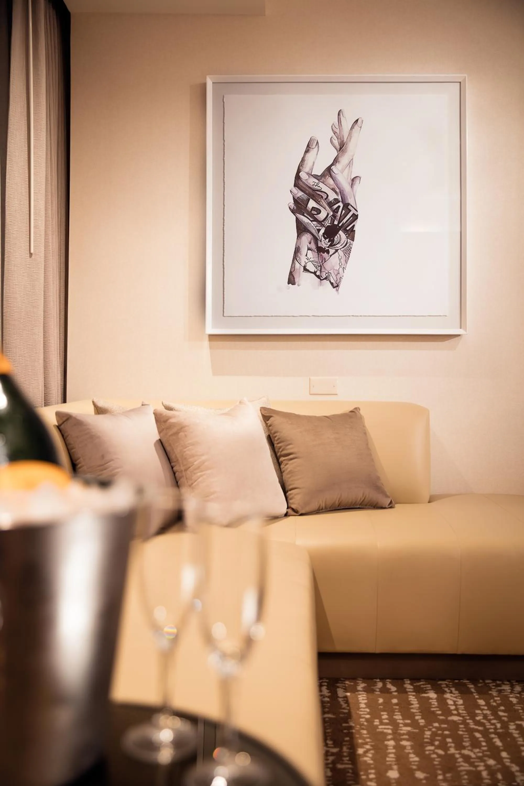 Seating area in Palms Casino Resort