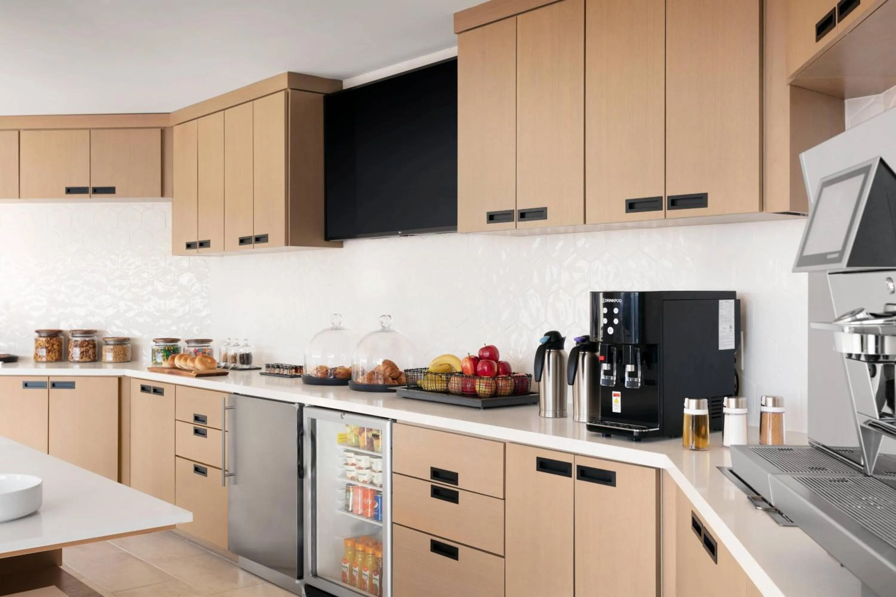 Other in Delta Hotels by Marriott™ Virginia Beach Waterfront Suites