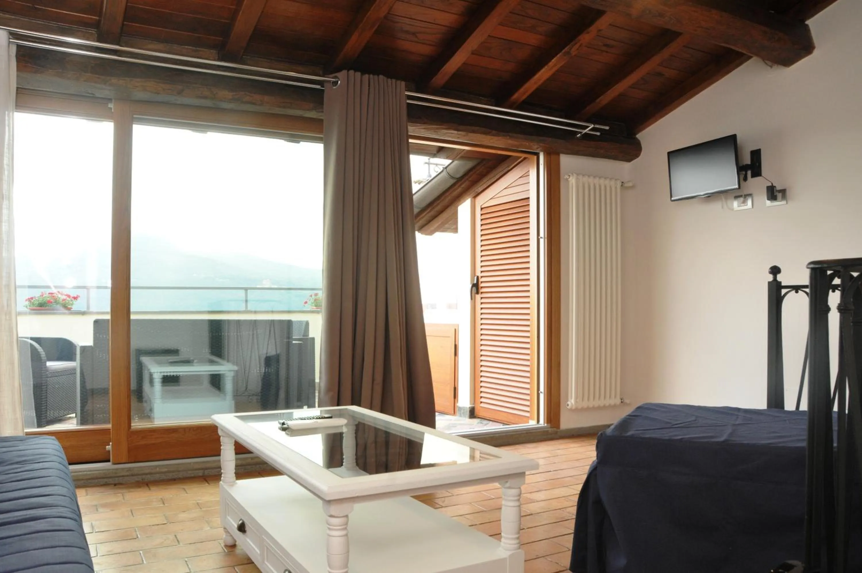 Lake view in Atlantis Inn Castelgandolfo