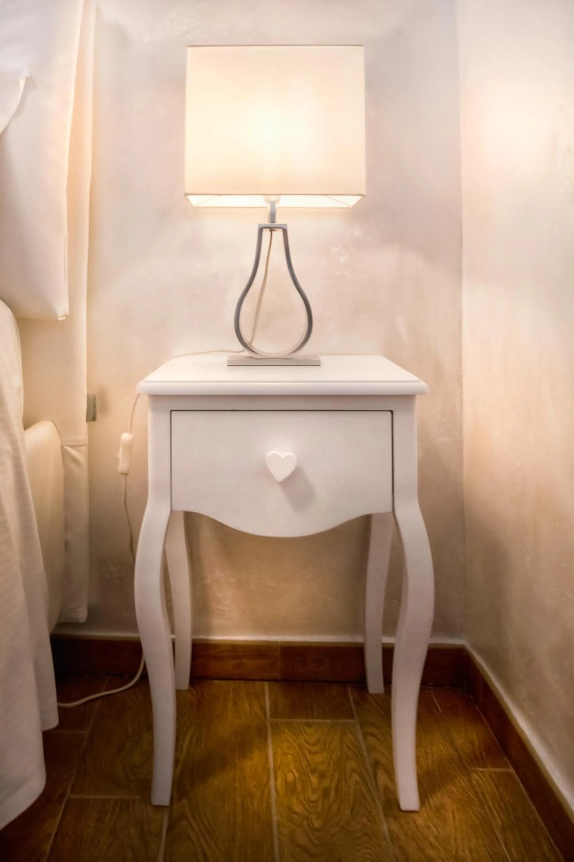 Decorative detail in Atlantis Inn Castelgandolfo