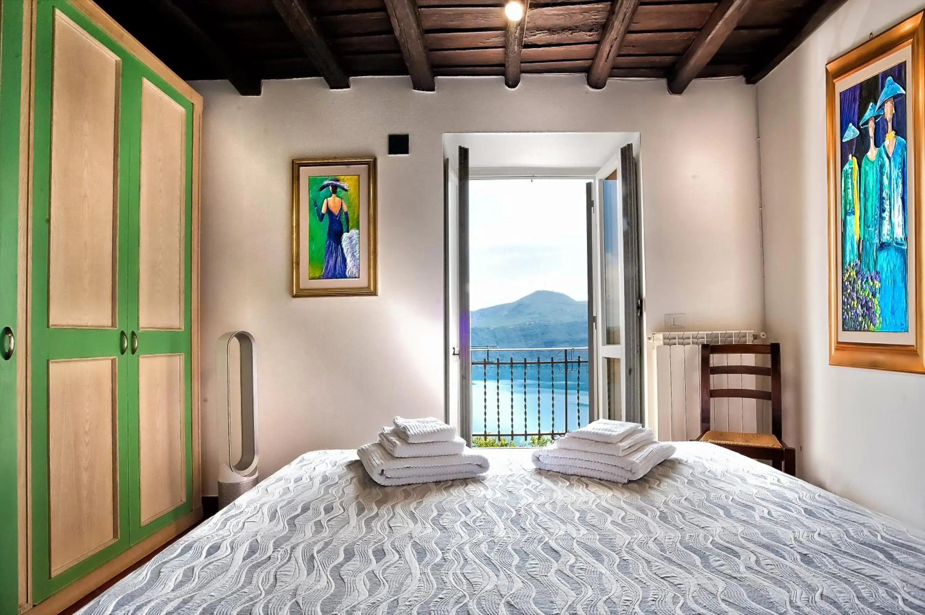 Apartment with Lake View in Atlantis Inn Castelgandolfo Apartment with Lake View in Atlantis Inn Castelgandolfo