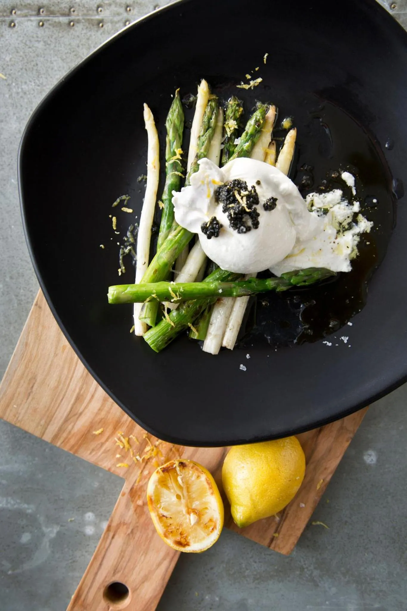 Restaurant/places to eat in Kimpton Brice Hotel by IHG