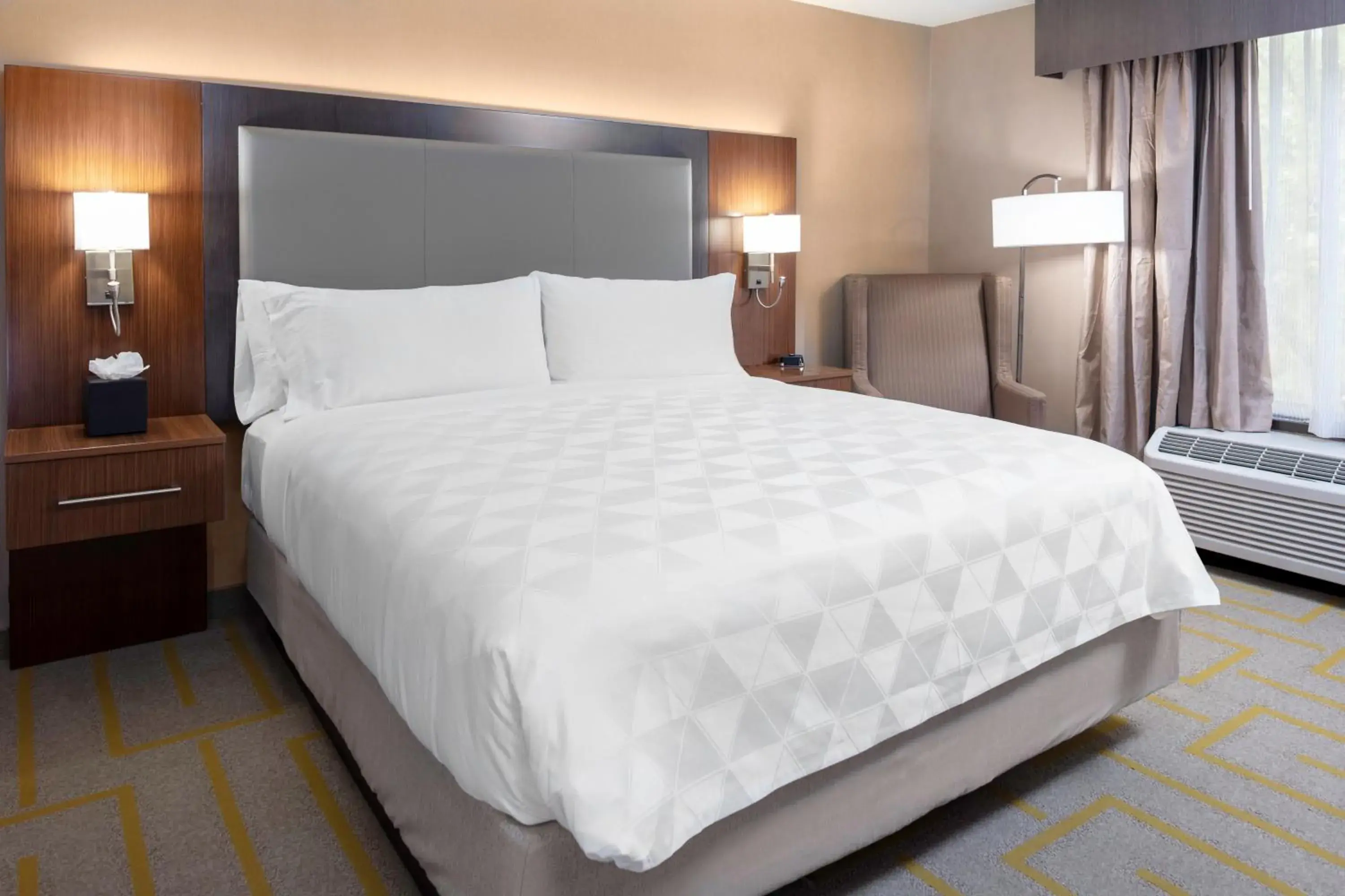 King Room - Disability Access in Holiday Inn Chicago SW-Countryside ConfCtr by IHG King Room - Disability Access in Holiday Inn Chicago SW-Countryside ConfCtr by IHG