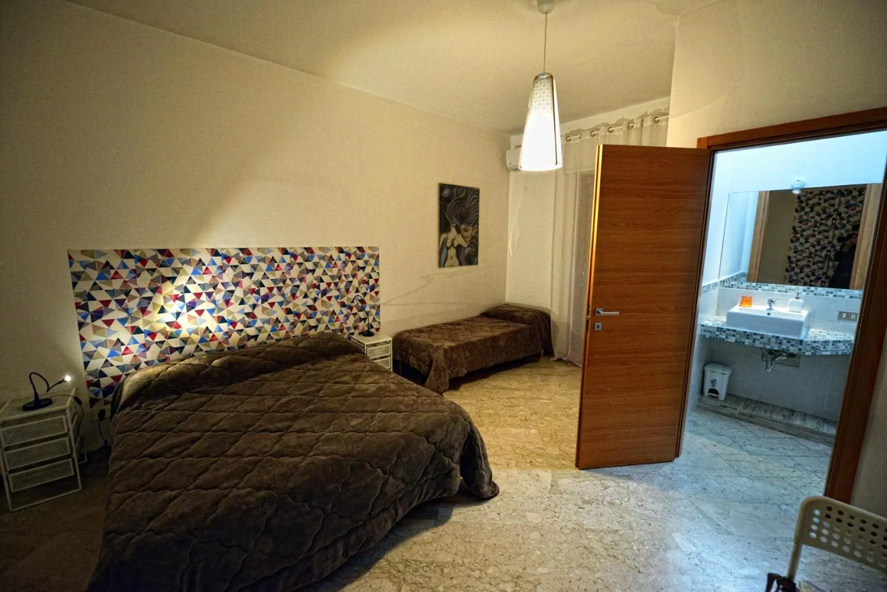 Bedroom, Bed in Aback Policlinico