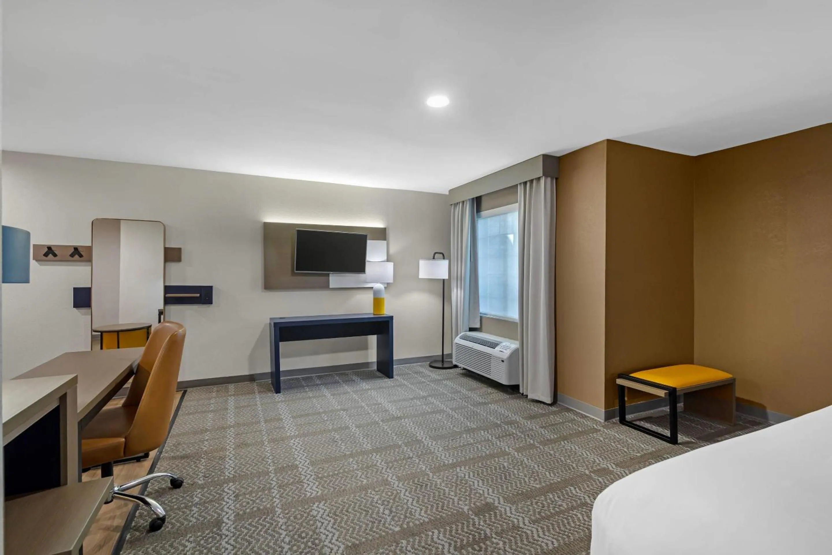 Bedroom, Bed in Comfort Inn & Suites Savannah Airport