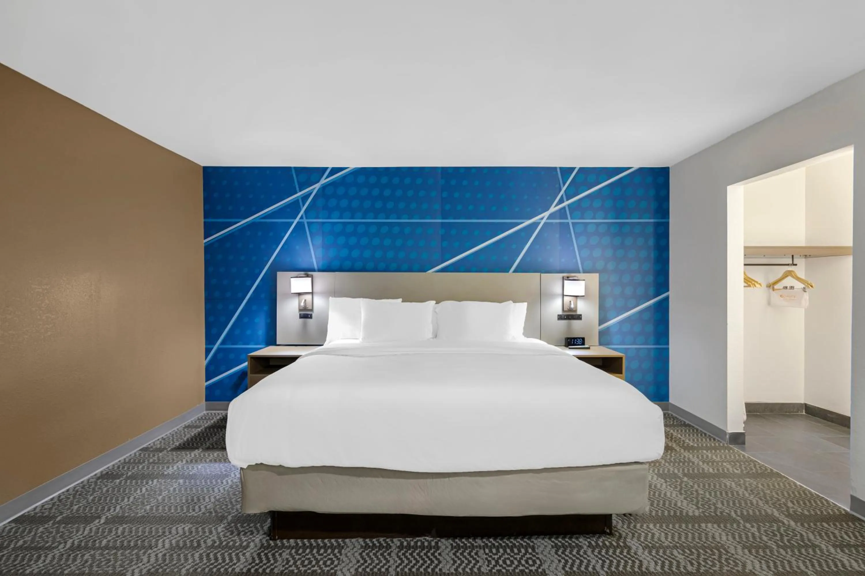 Bedroom, Bed in Comfort Inn & Suites Savannah Airport