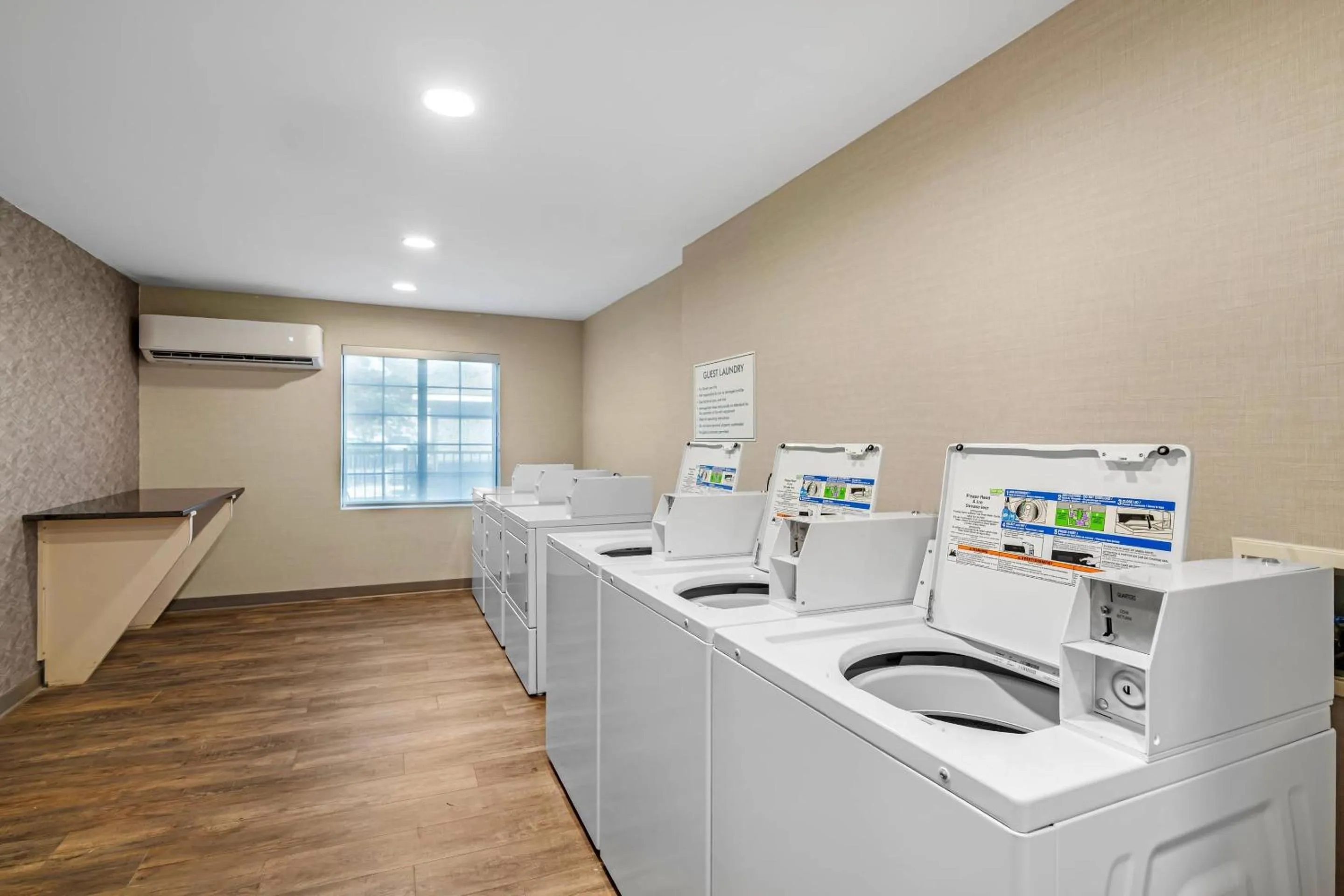 Other in Comfort Inn & Suites Savannah Airport