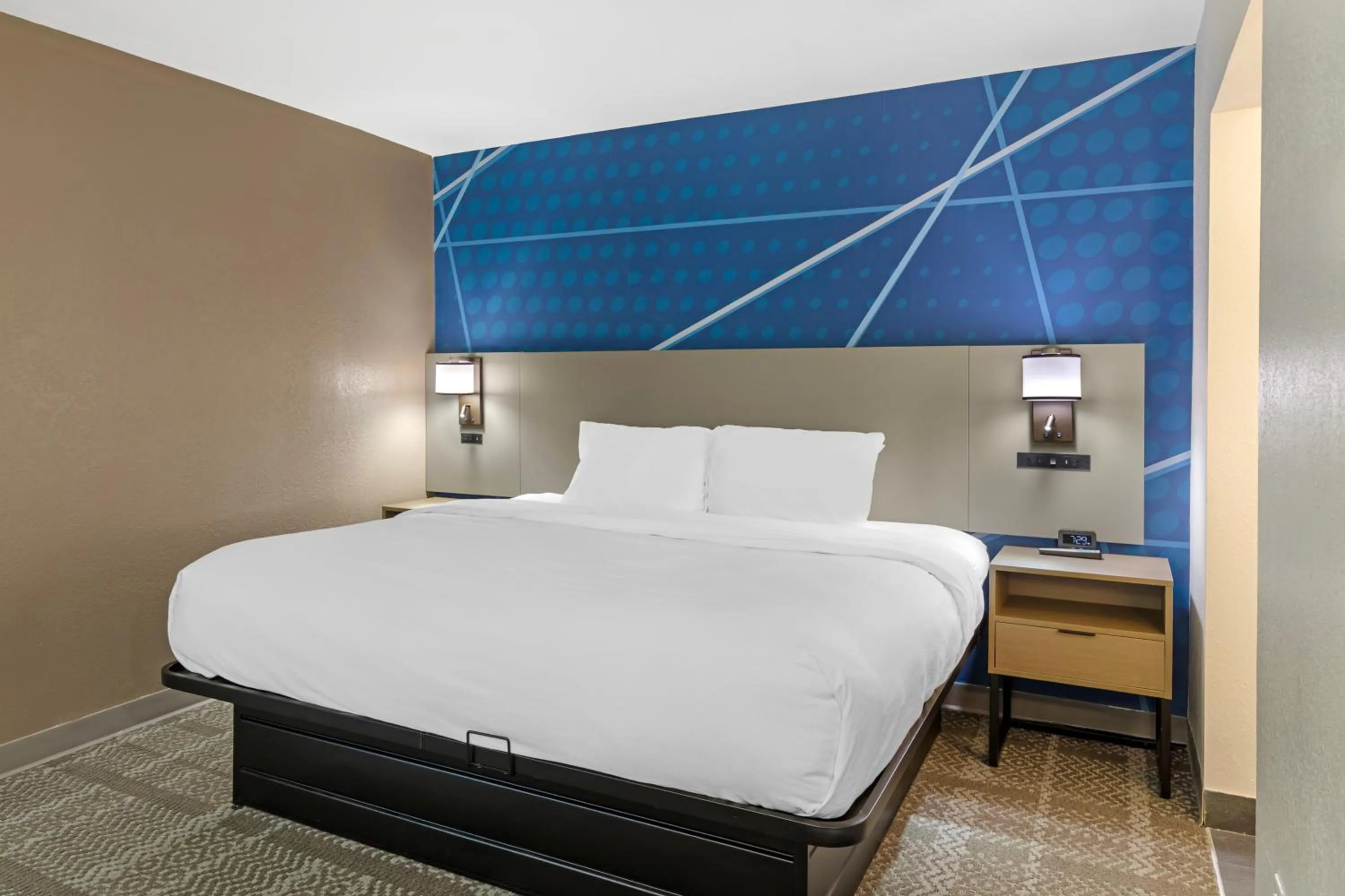 Bedroom, Bed in Comfort Inn & Suites Savannah Airport