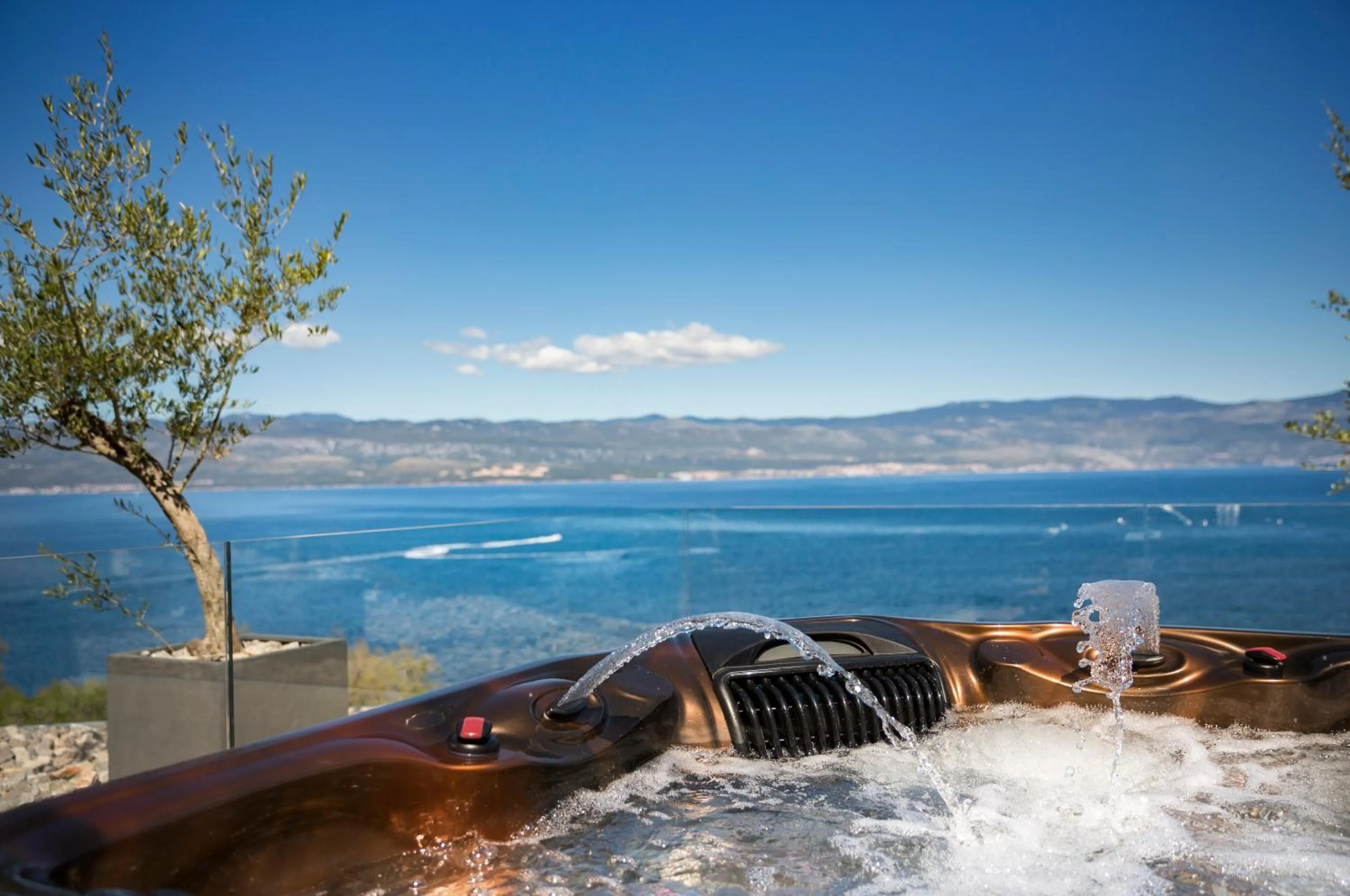 Sea view in Hotel Vinotel Gospoja