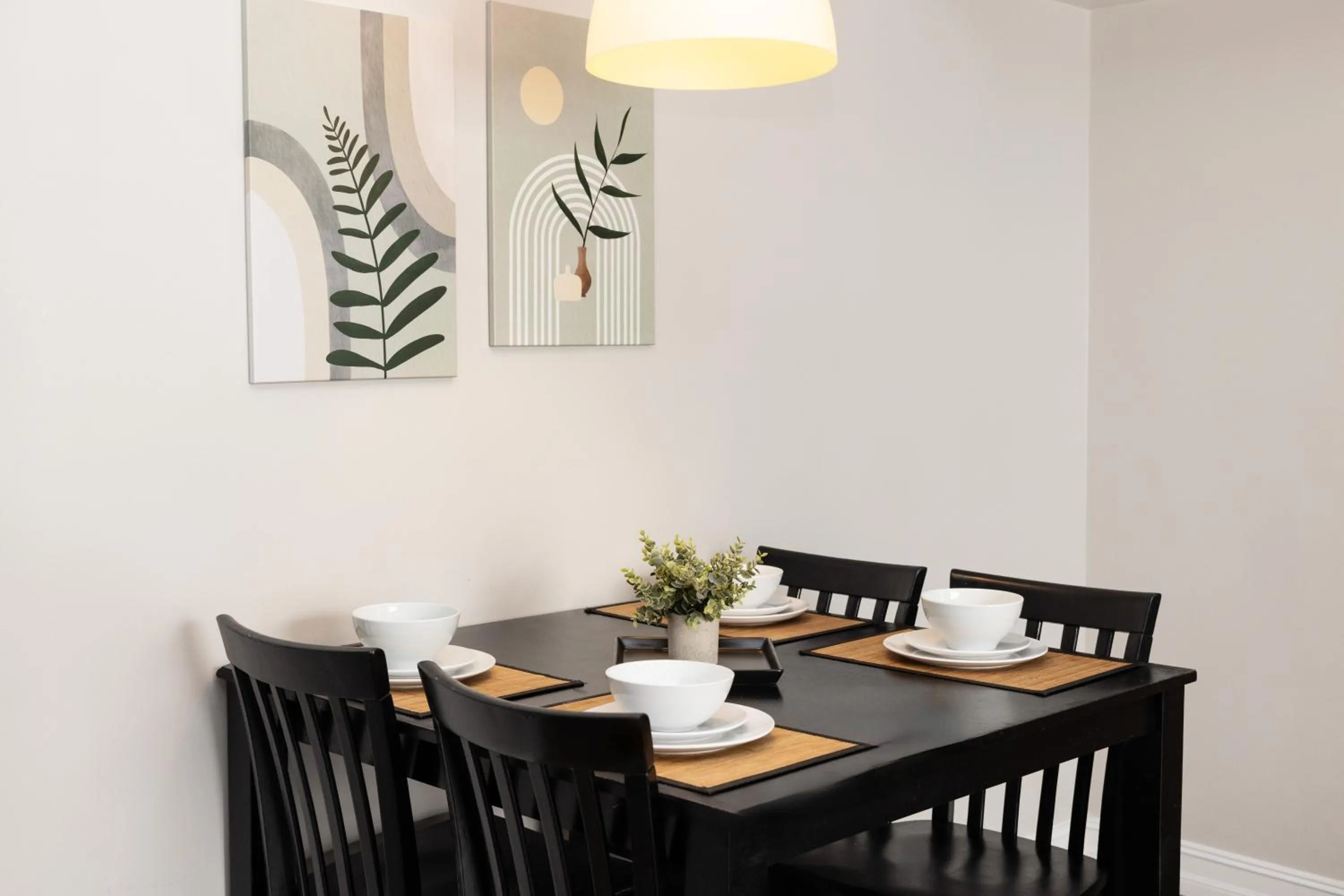 Dining area in Ocean Reef Suites