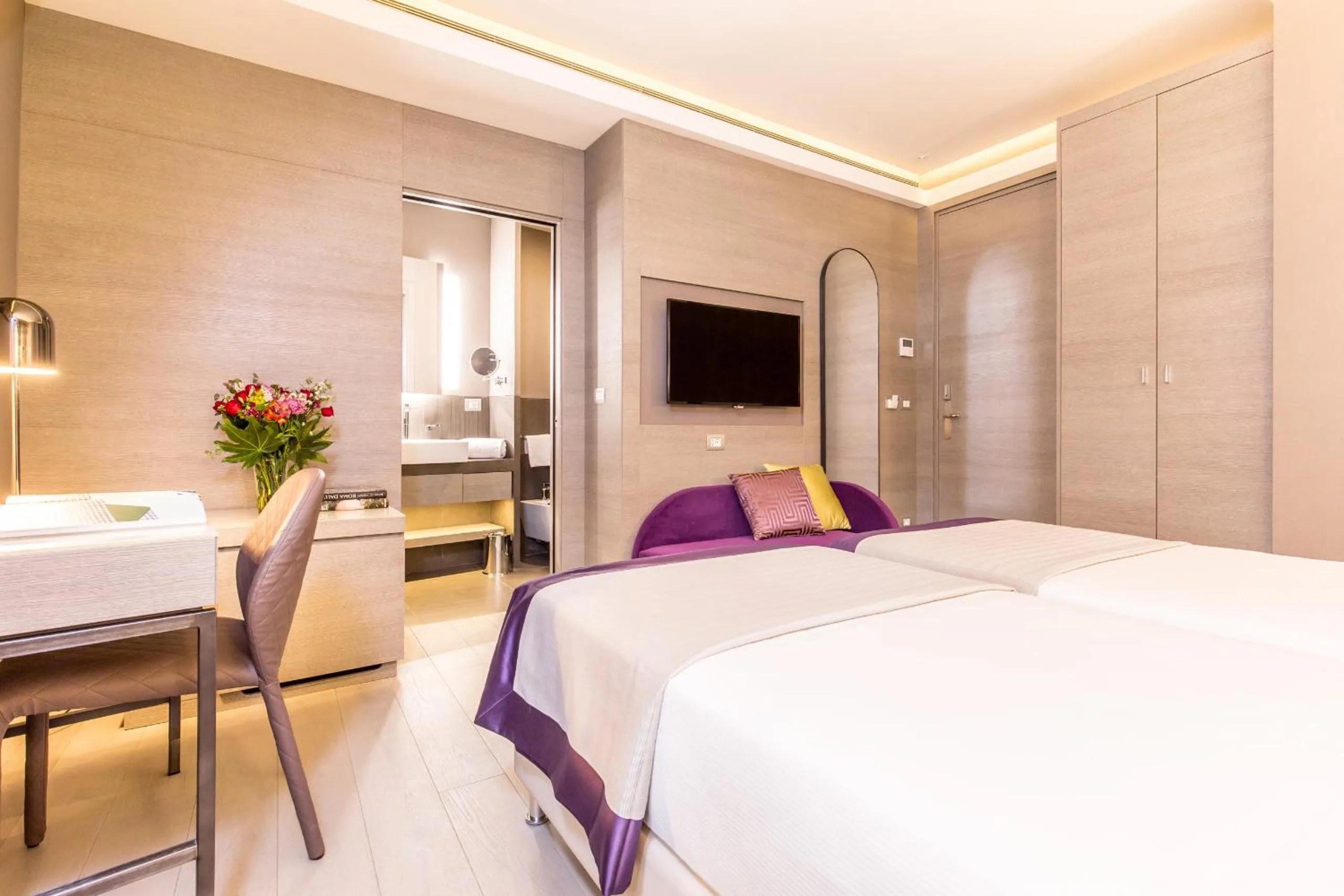 Bedroom, Bed in Orazio Palace Hotel