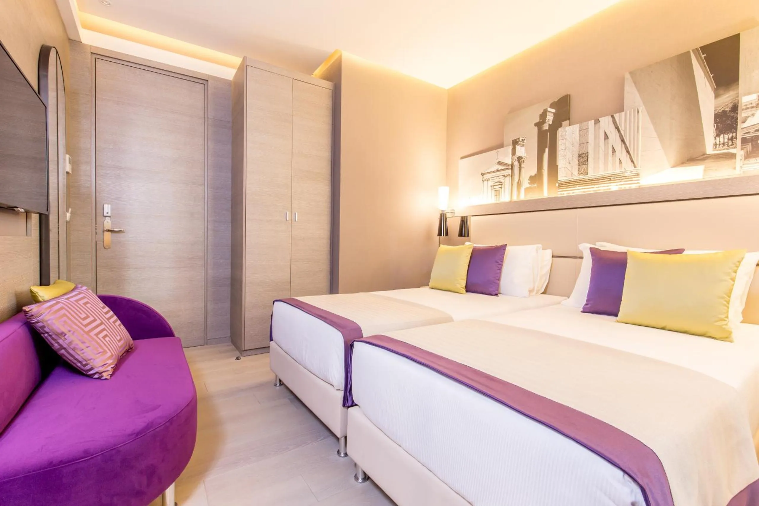 Bedroom, Bed in Orazio Palace Hotel