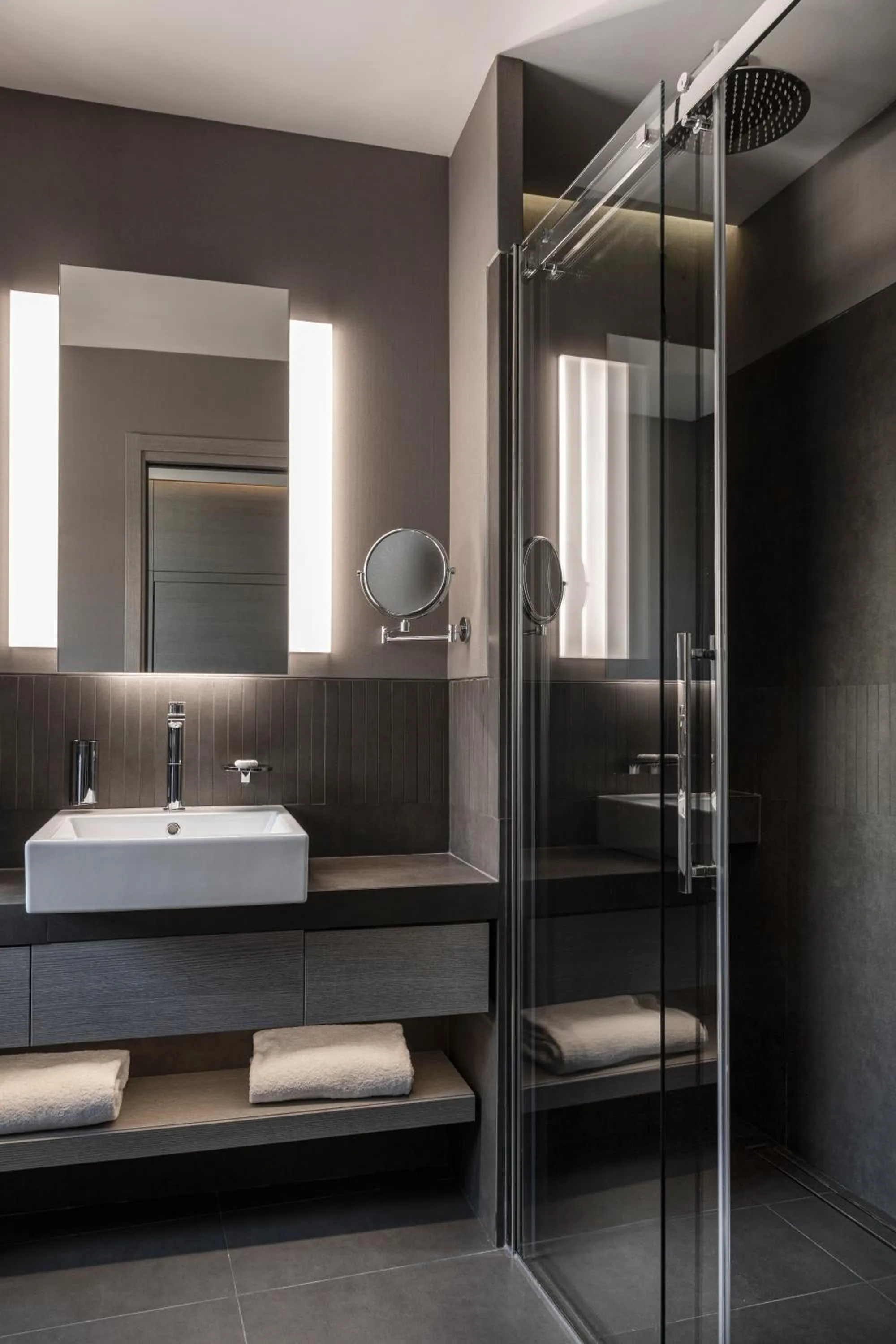 Bathroom in Orazio Palace Hotel